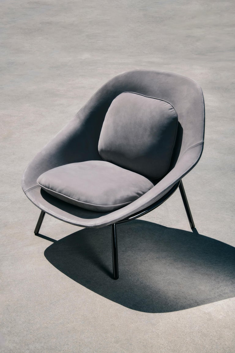 Contemporary La Manufacture-Paris Amphora Lounge Chair Designed by Noé Duchaufour-Lawrance For Sale