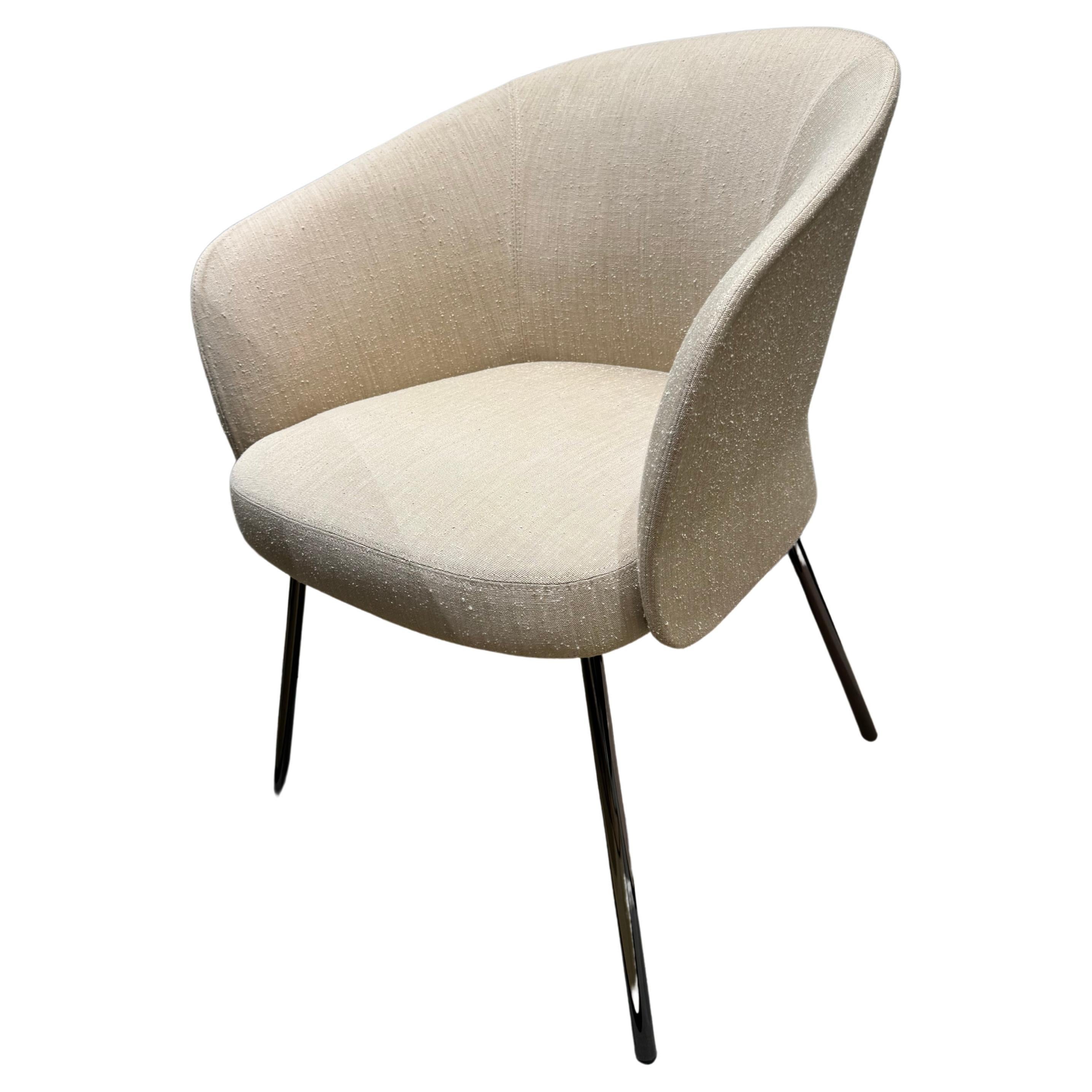 Fauteuil Breeze de La Manufacture Paris de Sebastian Herkner en STOCK