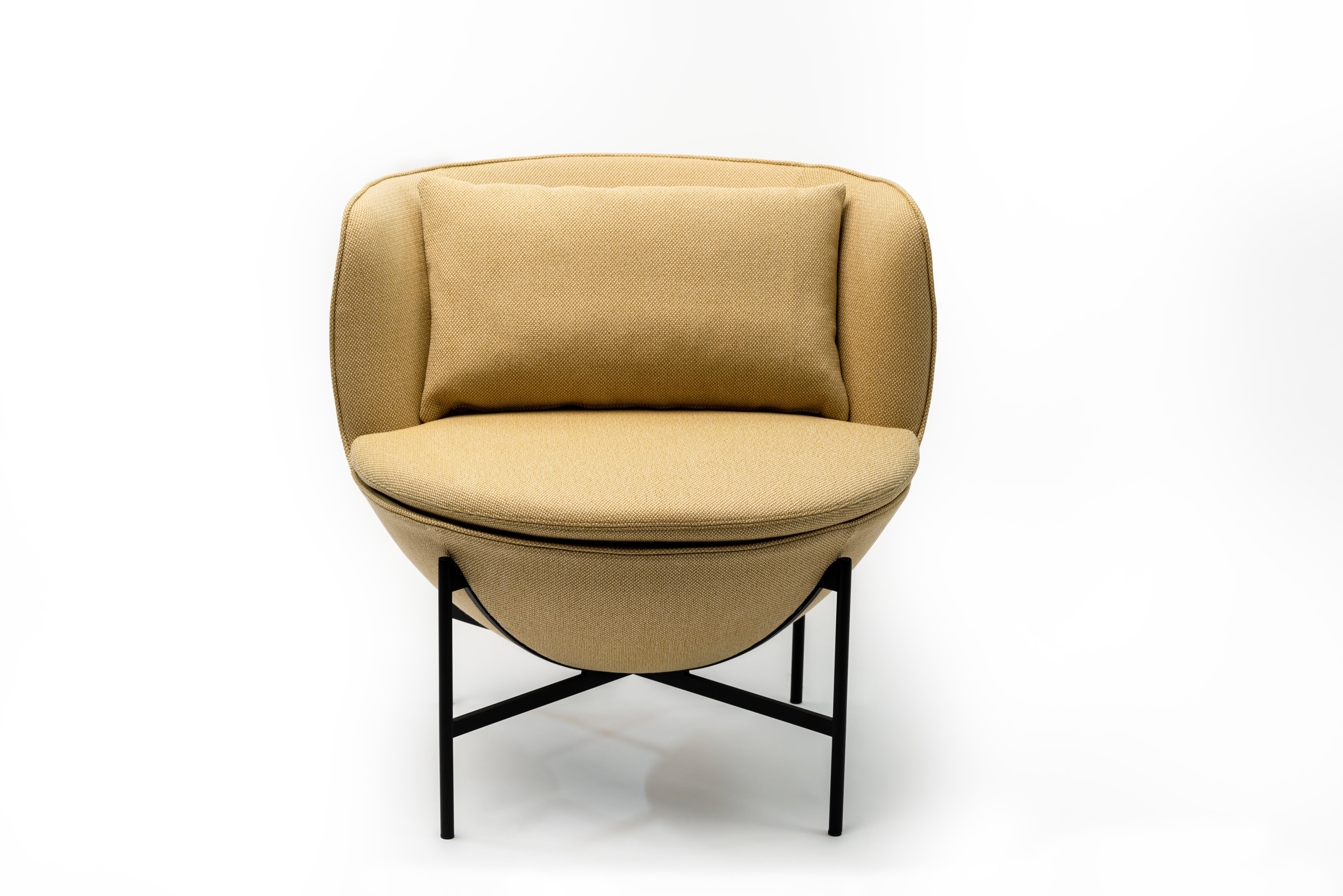 Customizable La Manufacture-Paris Calice Armchair Designed by Patrick Norguet For Sale 12