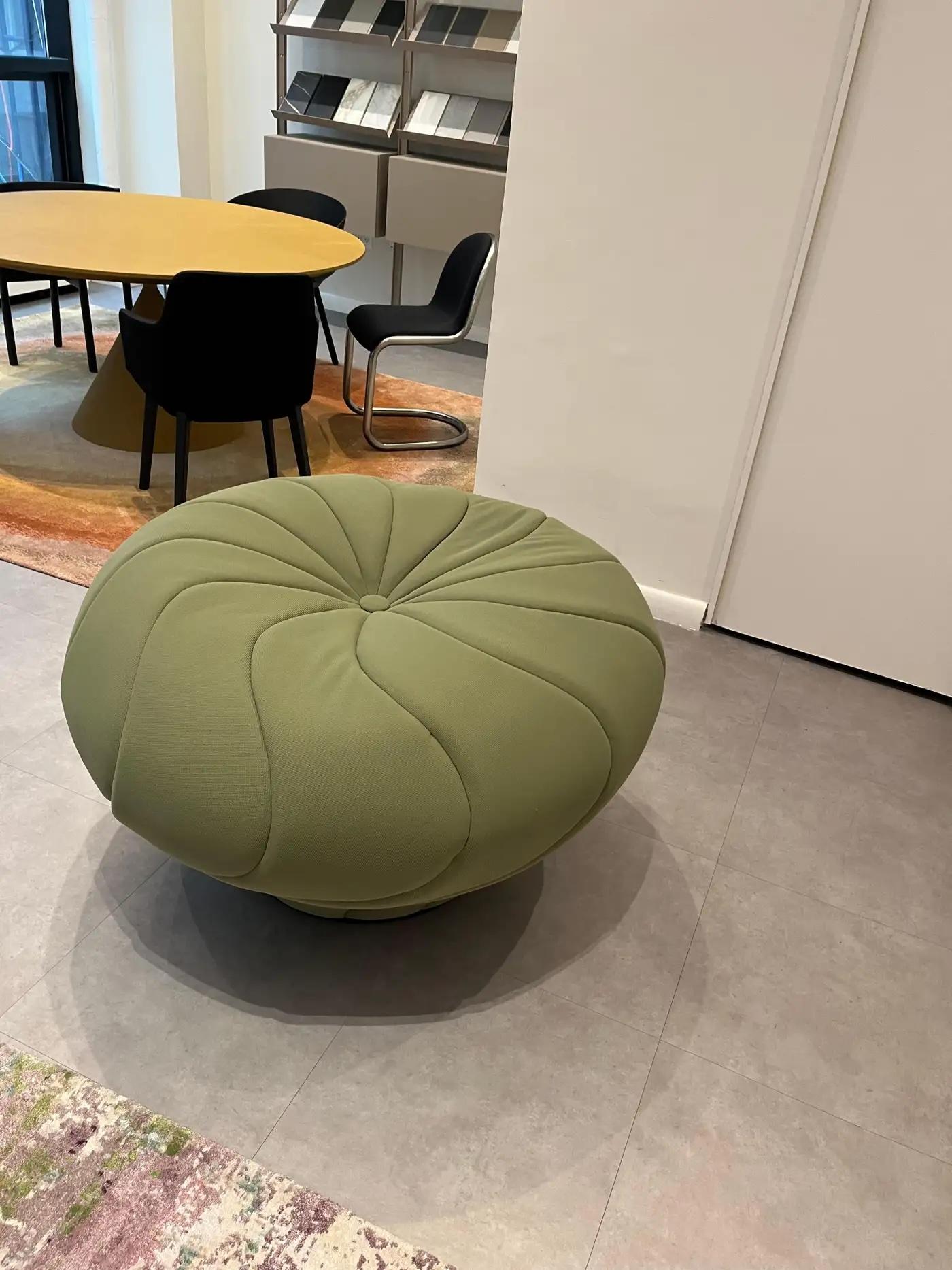 Drawing inspiration from the surprising and unique shape of mushrooms, Front imagined a strikingly singular pouf design that sprouts from the ground. Made in Italy.

Pouf (only with elastic fabric)
GABRIEL CONTOUR Color 68239
Size: W974 x D974 x