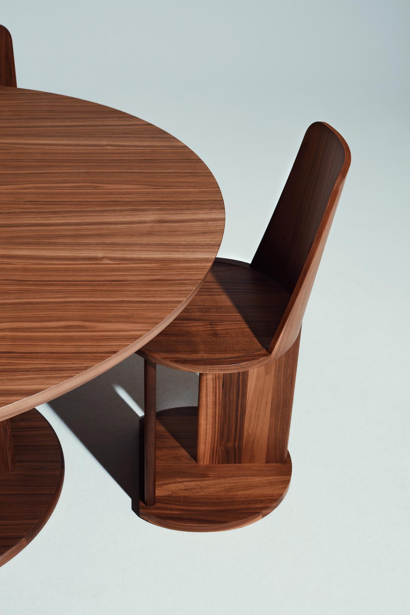 La Manufacture-Paris Intersection Canaletto Walnut Chair Designed by Neri & Hu For Sale 2