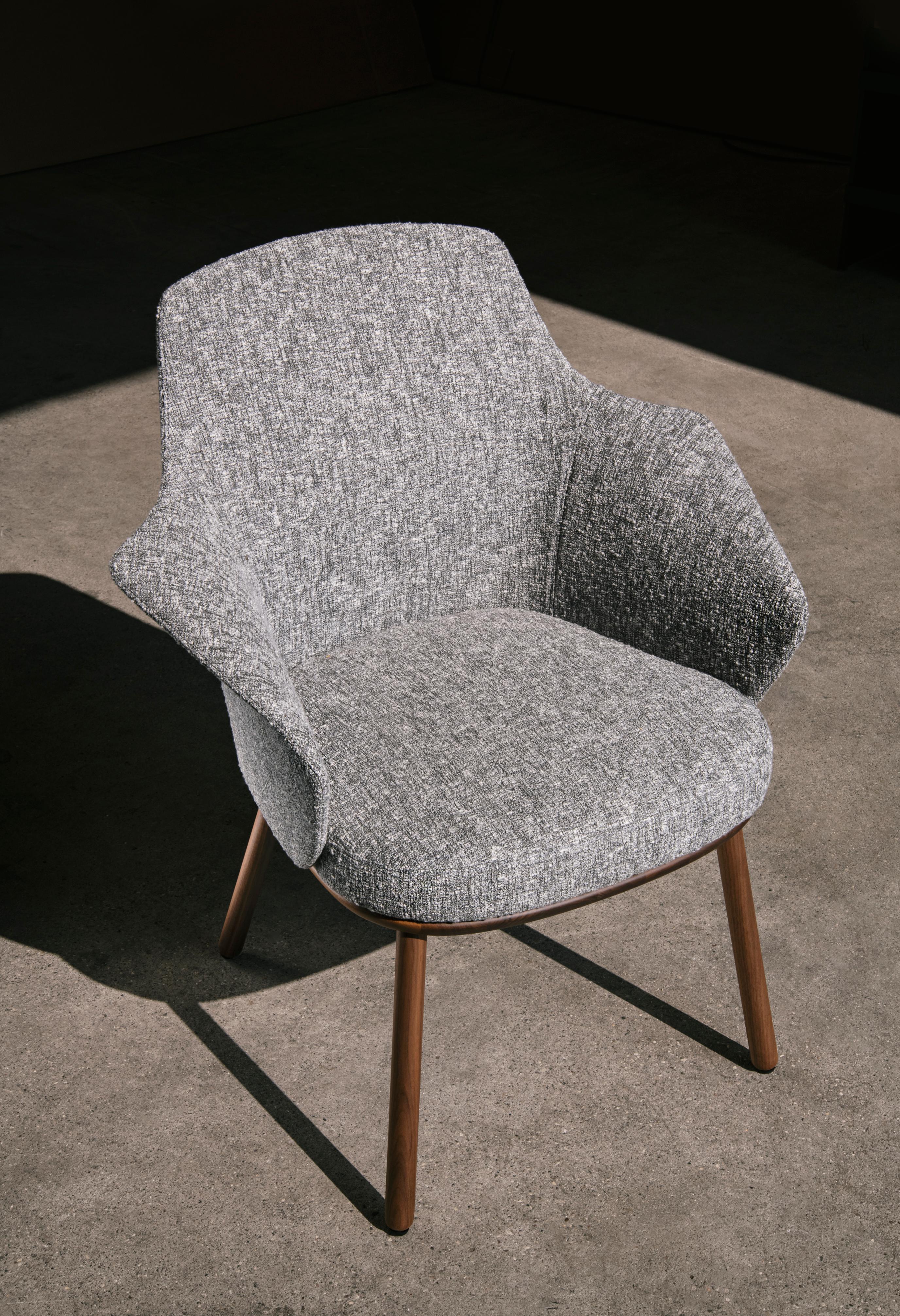 Customizable La Manufacture-Paris Linus Armchair Designed by Marco Dessi In New Condition For Sale In New York, NY