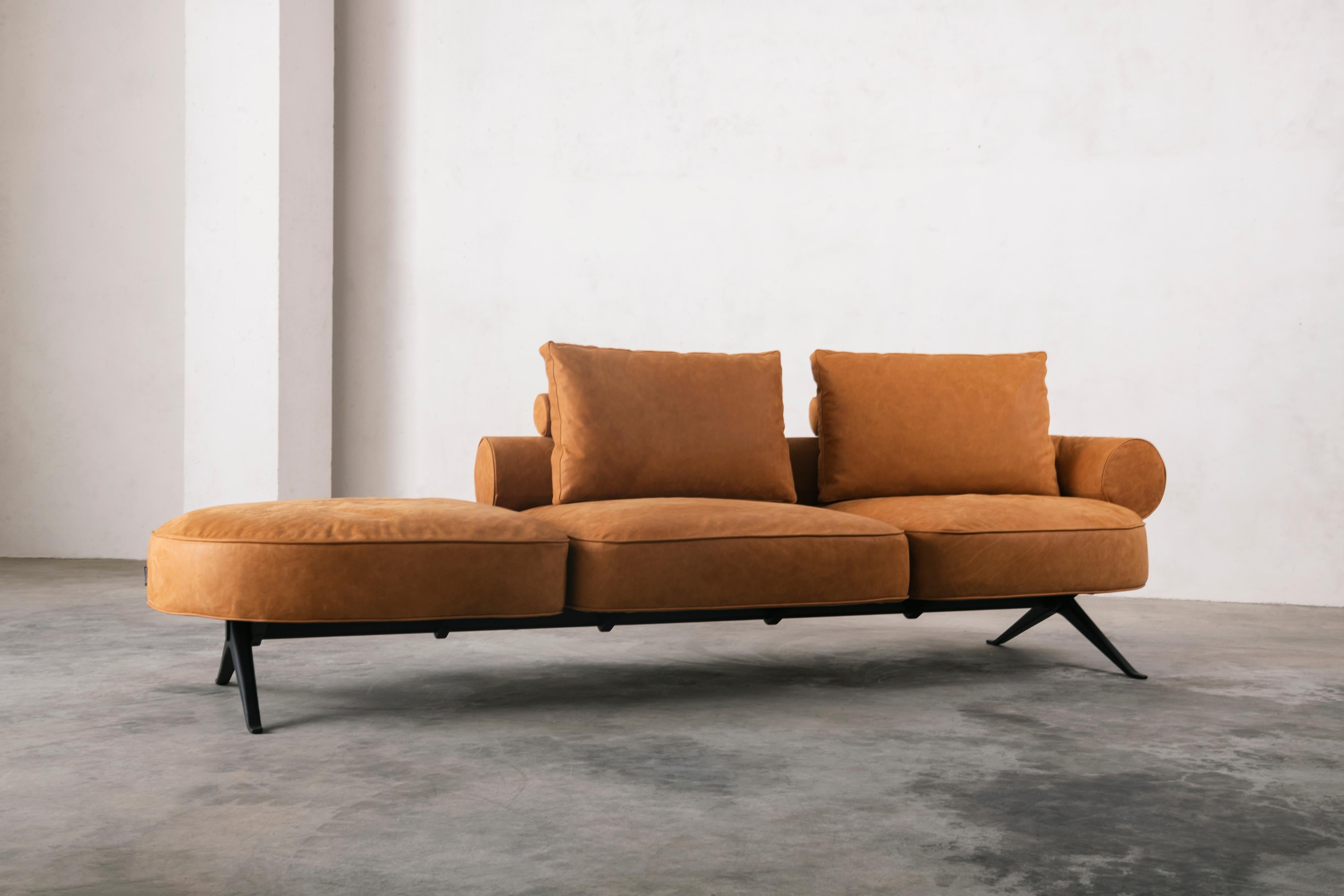 Anpassbarer La Manufacture-Paris Luizet  Sofa entworfen von Luca Nichetto im Angebot 5