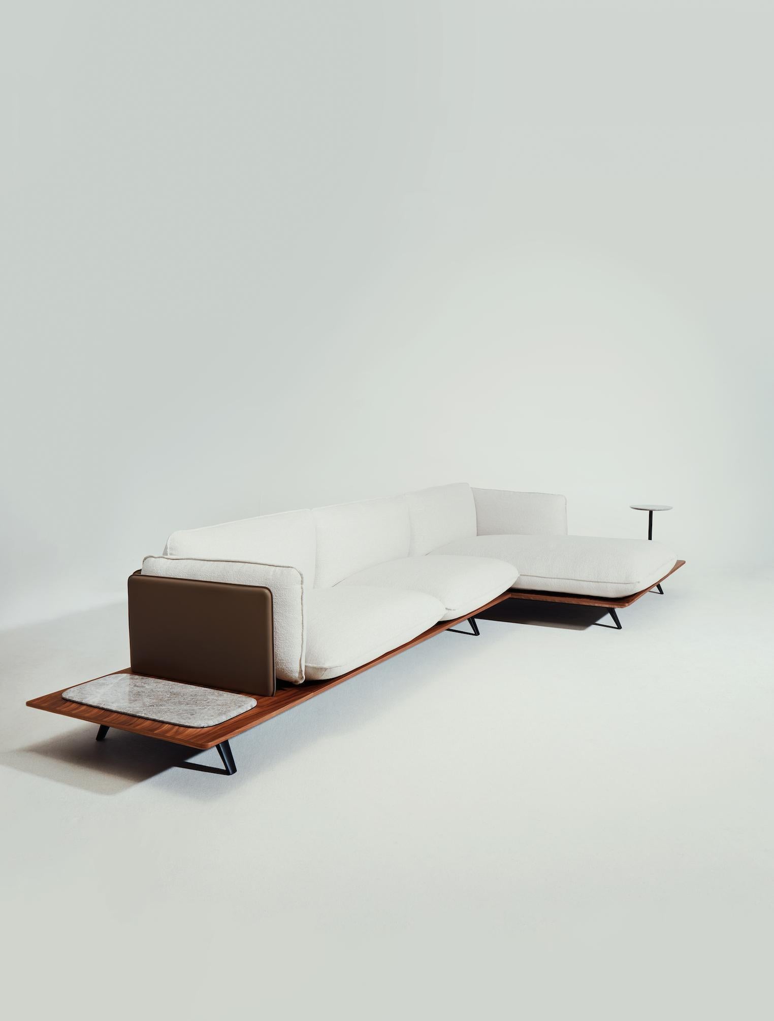 Anpassbares La Manufacture-Paris Sahara Sofa Design von Noé Duchaufour-Lawrance (Textil) im Angebot