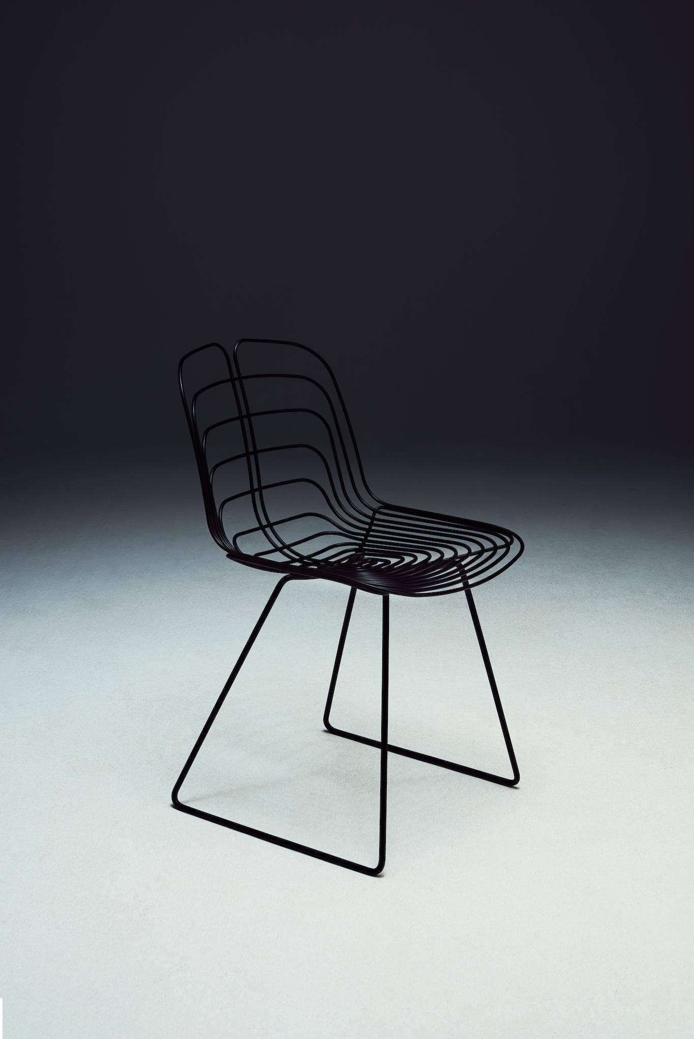 Chaise câblée personnalisable La Manufacture-Paris conçue par Michael Young en vente 3