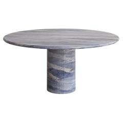 La Mer Quartzite Voyage Dining Table i by the Essentialist