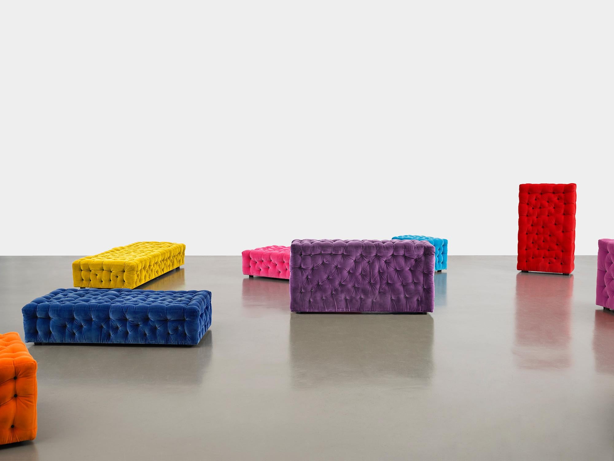 Sofá con reposabrazos de terciopelo La Michetta Arm 73 en almizcle by Gaetano Pesce en venta 2