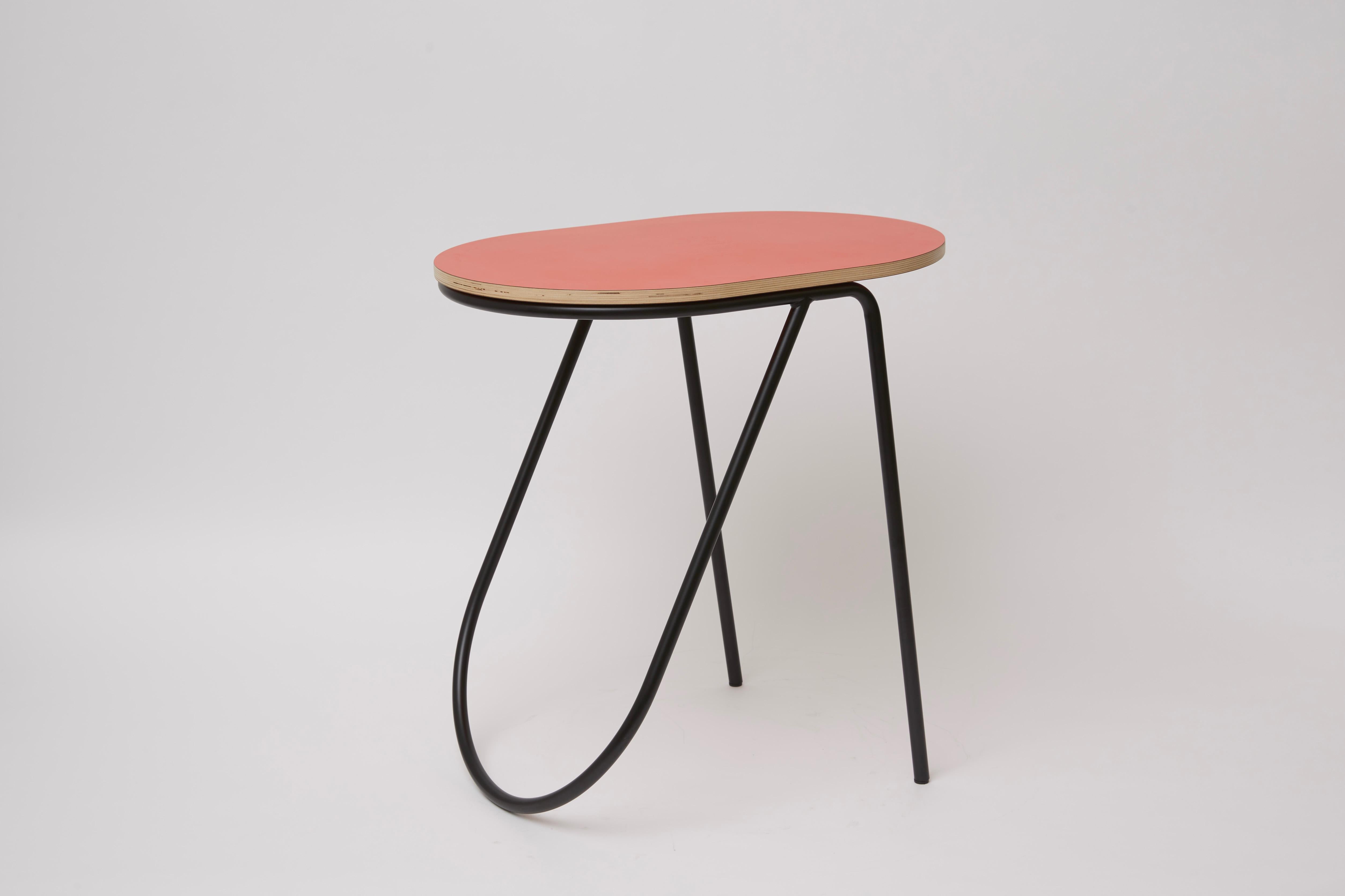 La Misciù Side Table, Black, Red and Light Wood In New Condition For Sale In Milano, IT