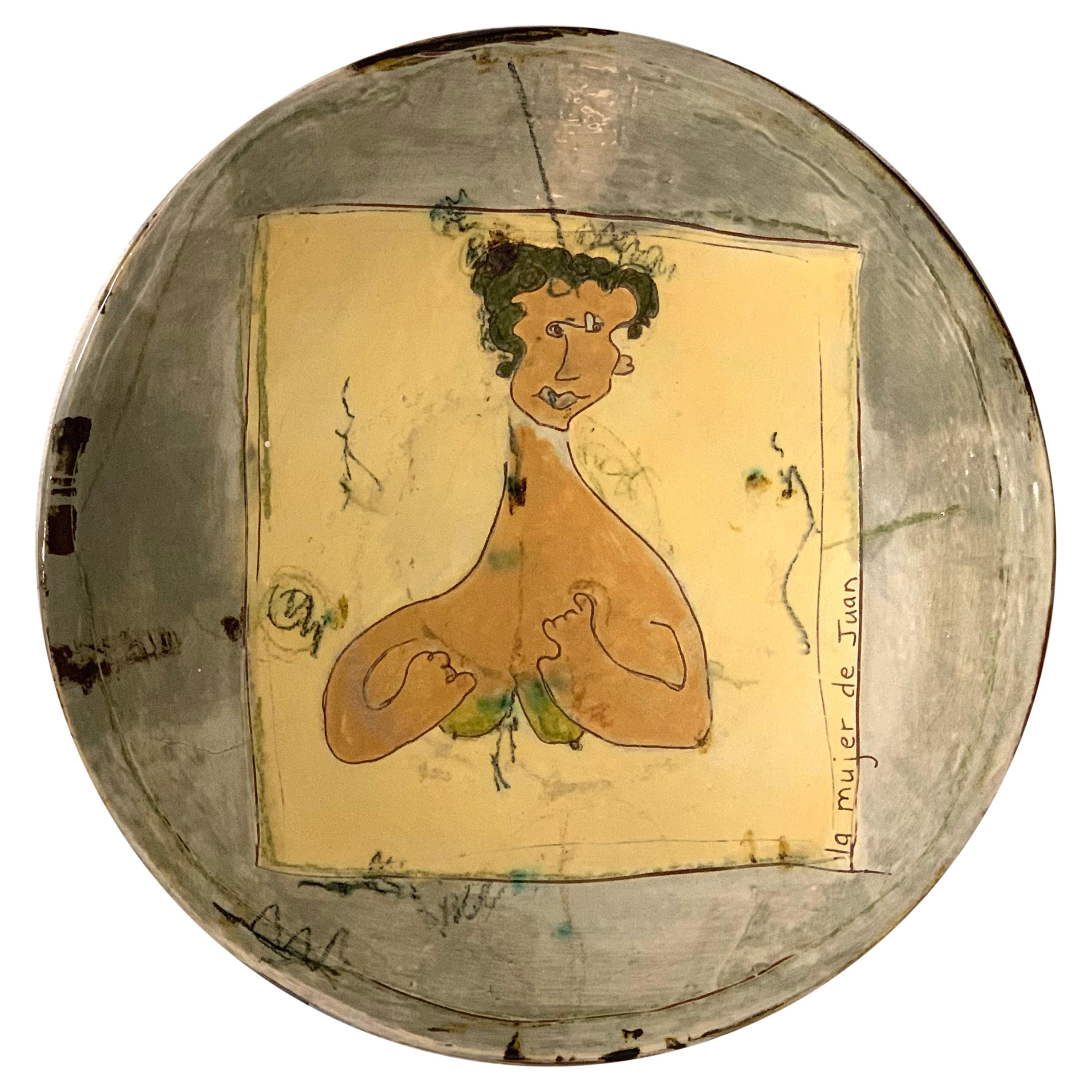 Assiette de présentation en poterie émaillée « La Mujer de Juan » en vente