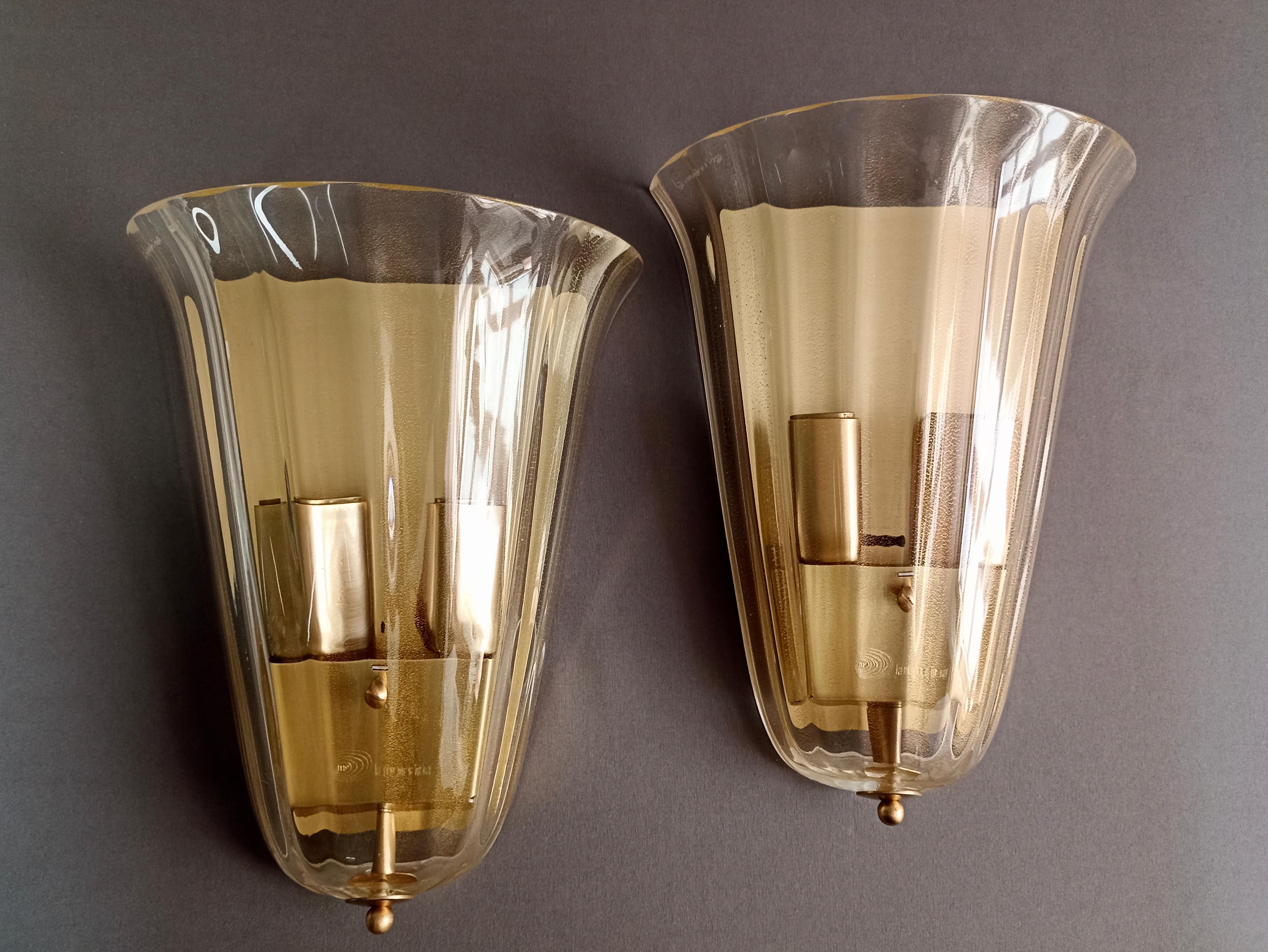 Art Deco La Murrina art Murano glass pair of two-light wall lamps. Italy, 1990s. For Sale
