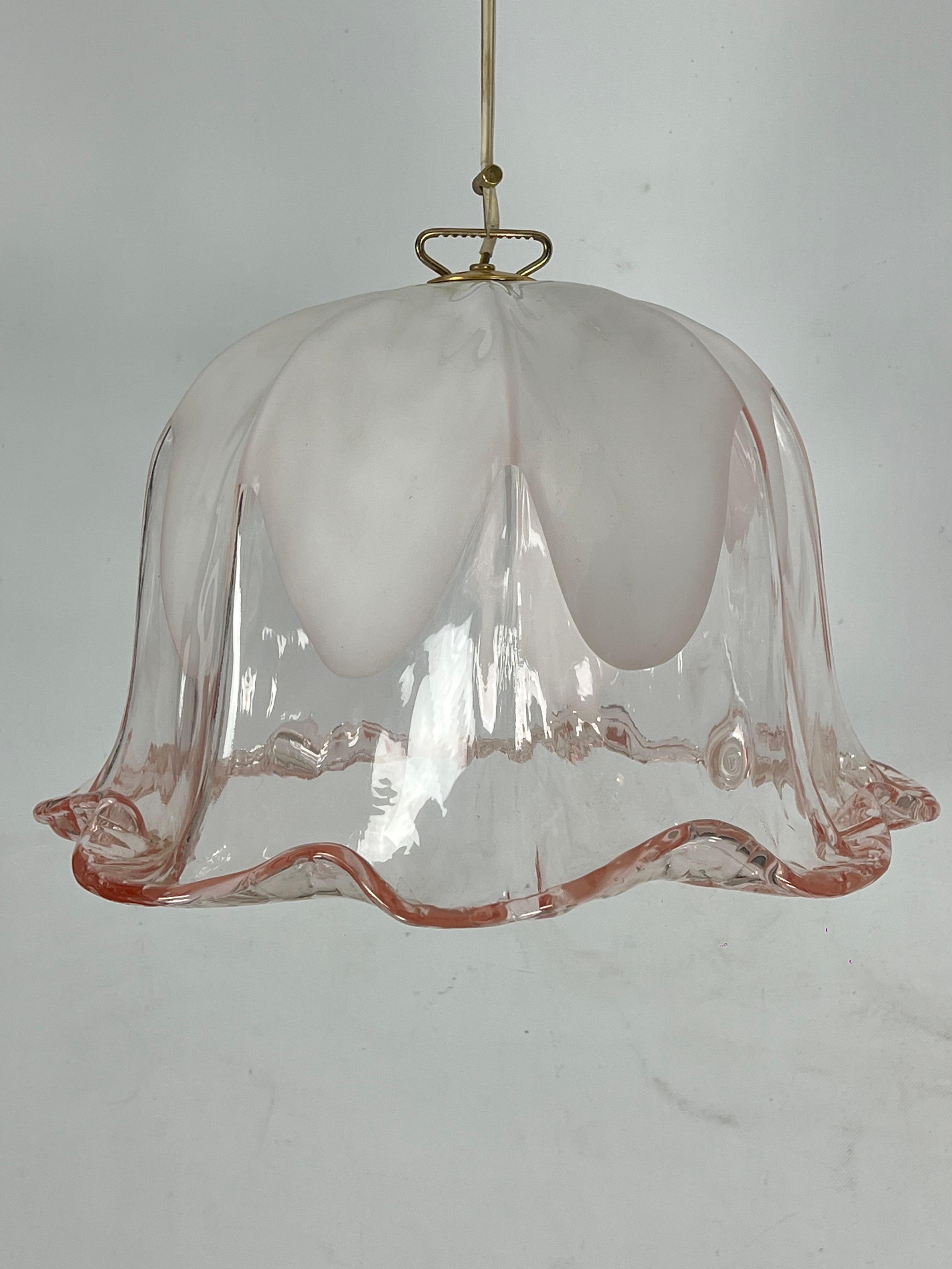 La Murrina chandelier in pink and white Murano glass. Italy 1970s For Sale 4