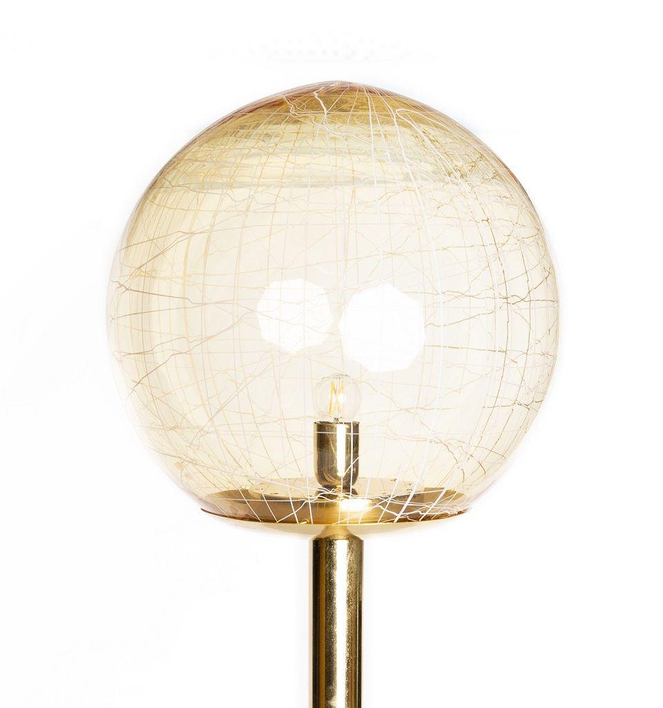 This La Murrina floor lamp is a decorative object realized in the 2010s by an Italian manufacturer.

Spherical Murano glass, floor lamp in brass and glass.

Signed by La Murrina.

Dimensions: cm 170 x 50 (diameter).

In excellent