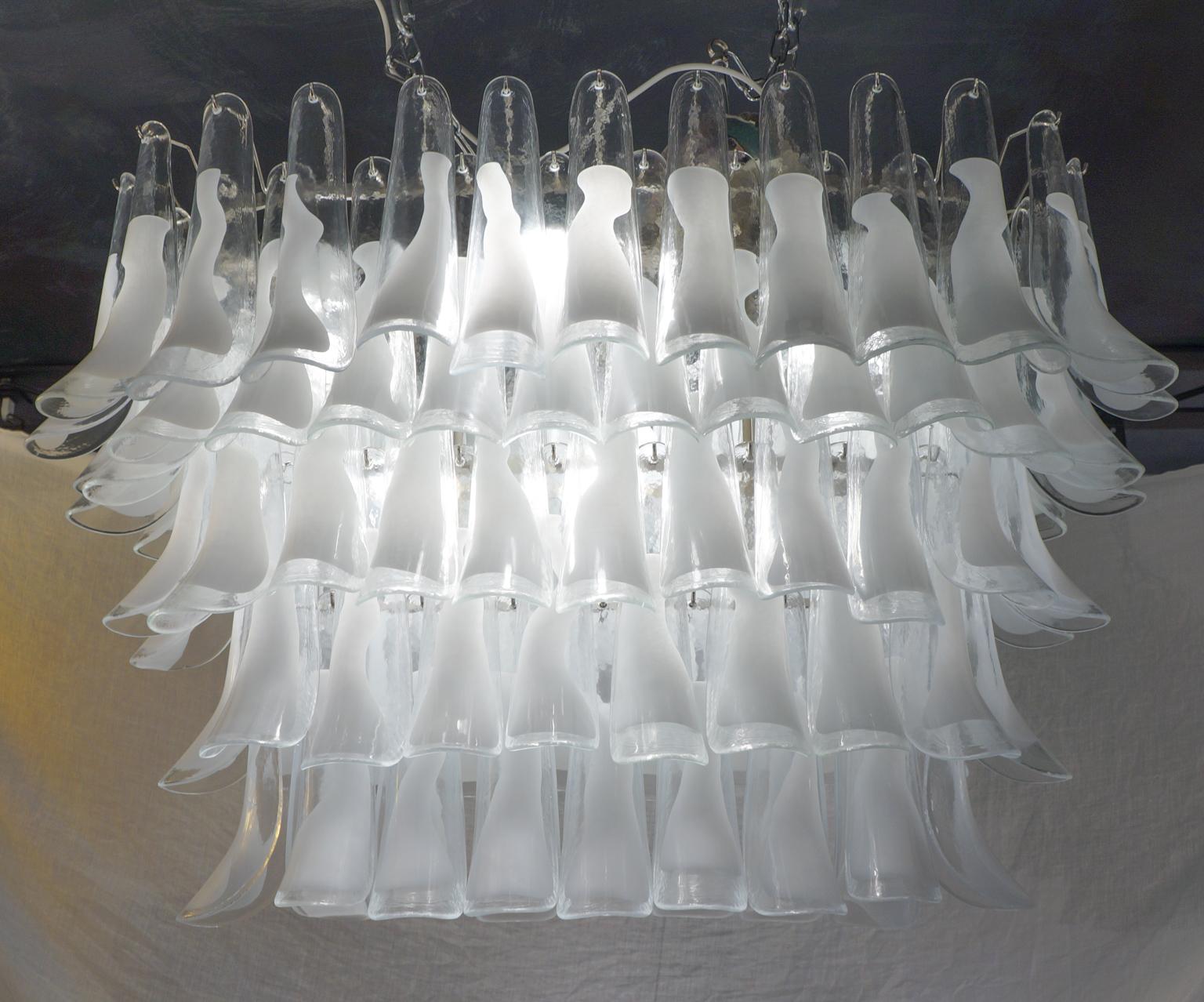 La Murrina Mid-Century Modern Crystal White Selle Murano Glass Chandelier, 1988 For Sale 7