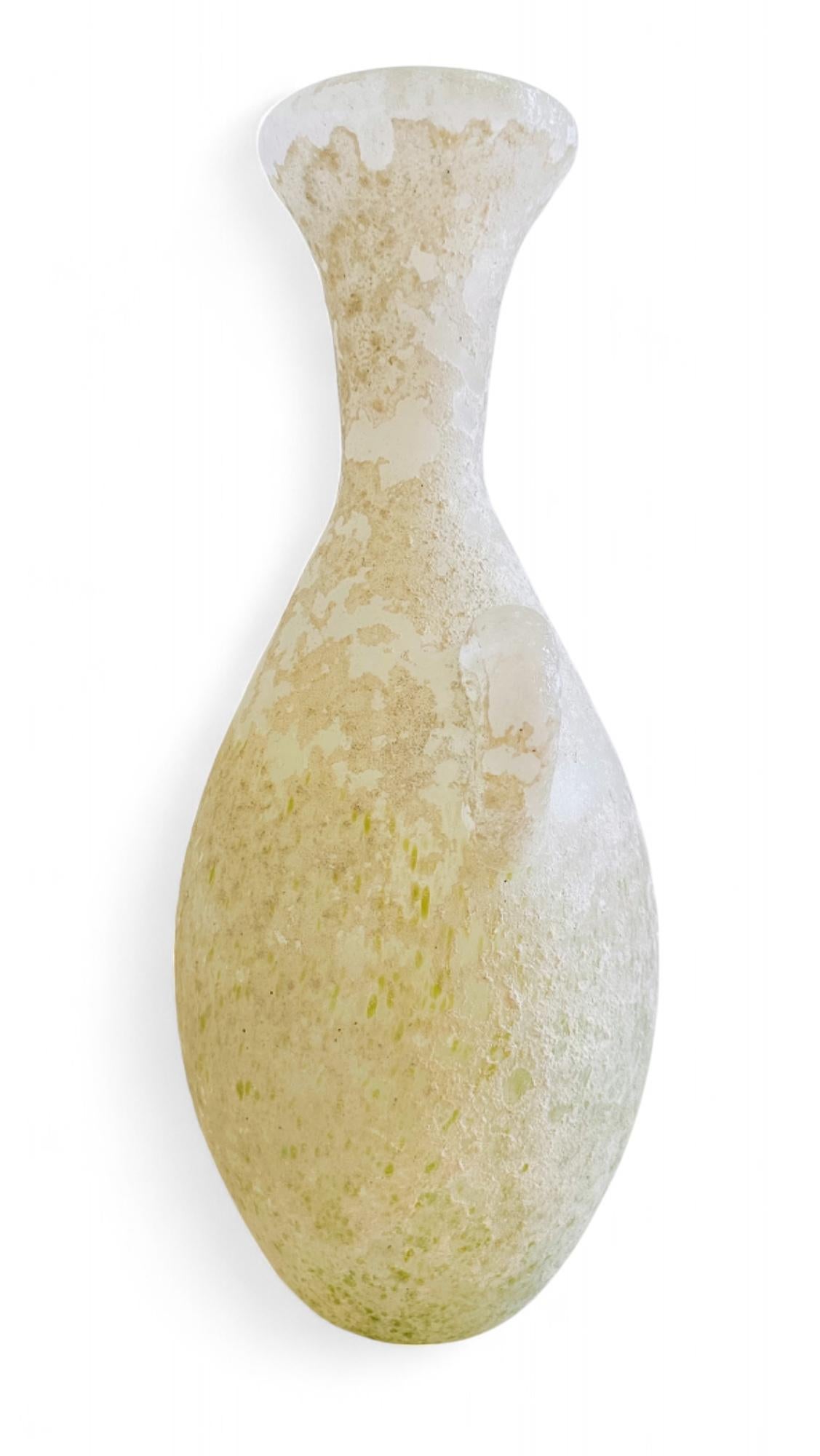 Vaso ad anfora in vetro di Murano con decorazione Scavo - Firmato in vendita 5