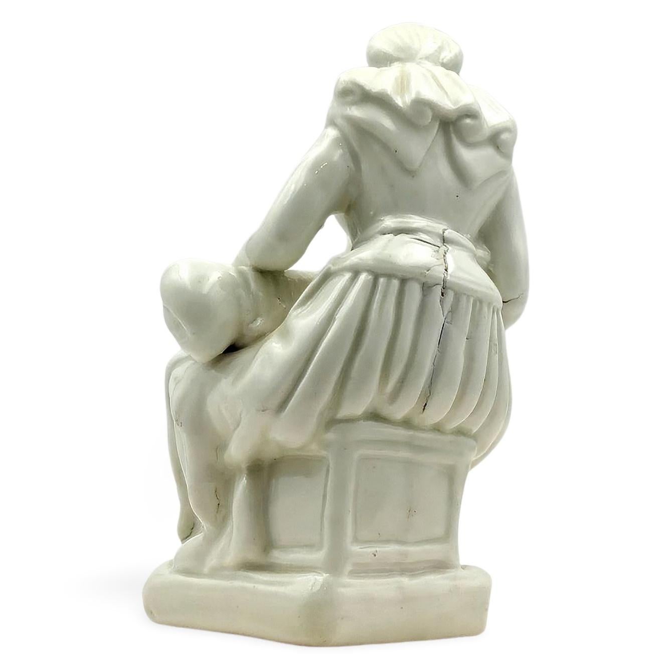 Anglais La Nourrice - Figure d'allaitement en porcelaine, Liverpool, vers 1759 en vente