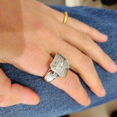 La Nouvelle Bague 18 Karat White Gold Fiori Ring with Diamonds