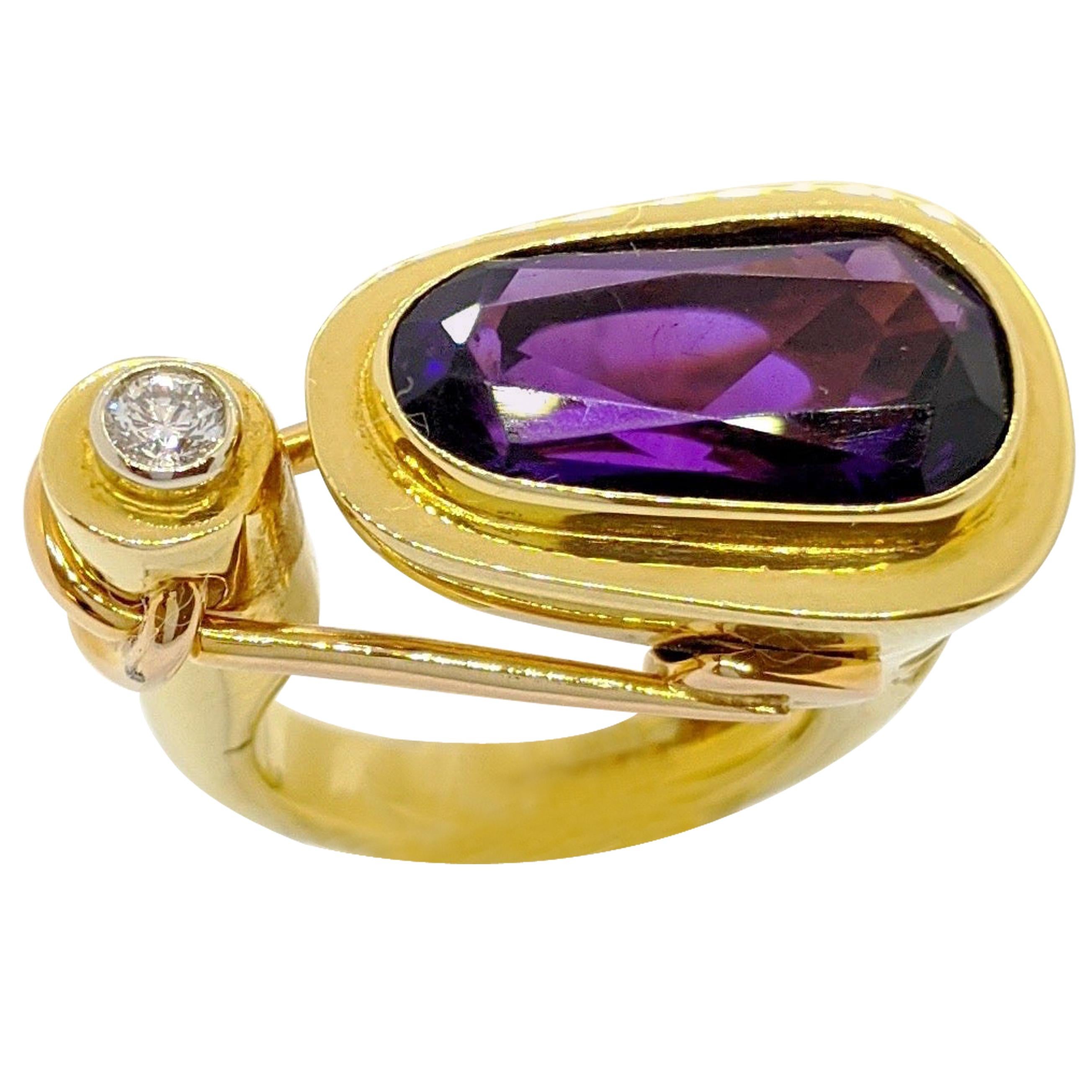 La Nouvelle Bague 18 Karat Yellow and Rose Gold Ring with Amethyst and Diamond For Sale