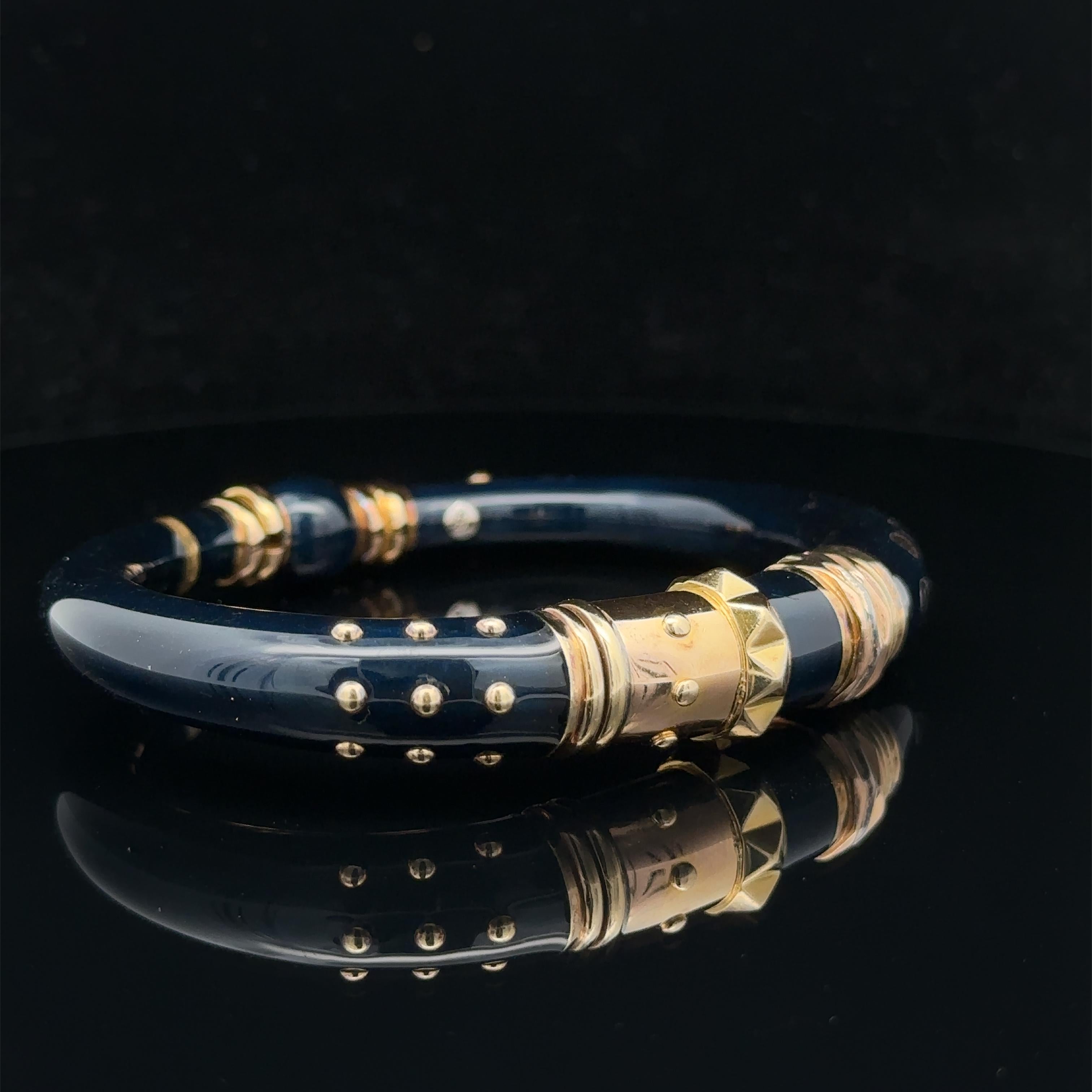 La Nouvelle Bague 18k Yellow Gold & Silver Deep Blue Enamel Bangle Bracelet For Sale 2