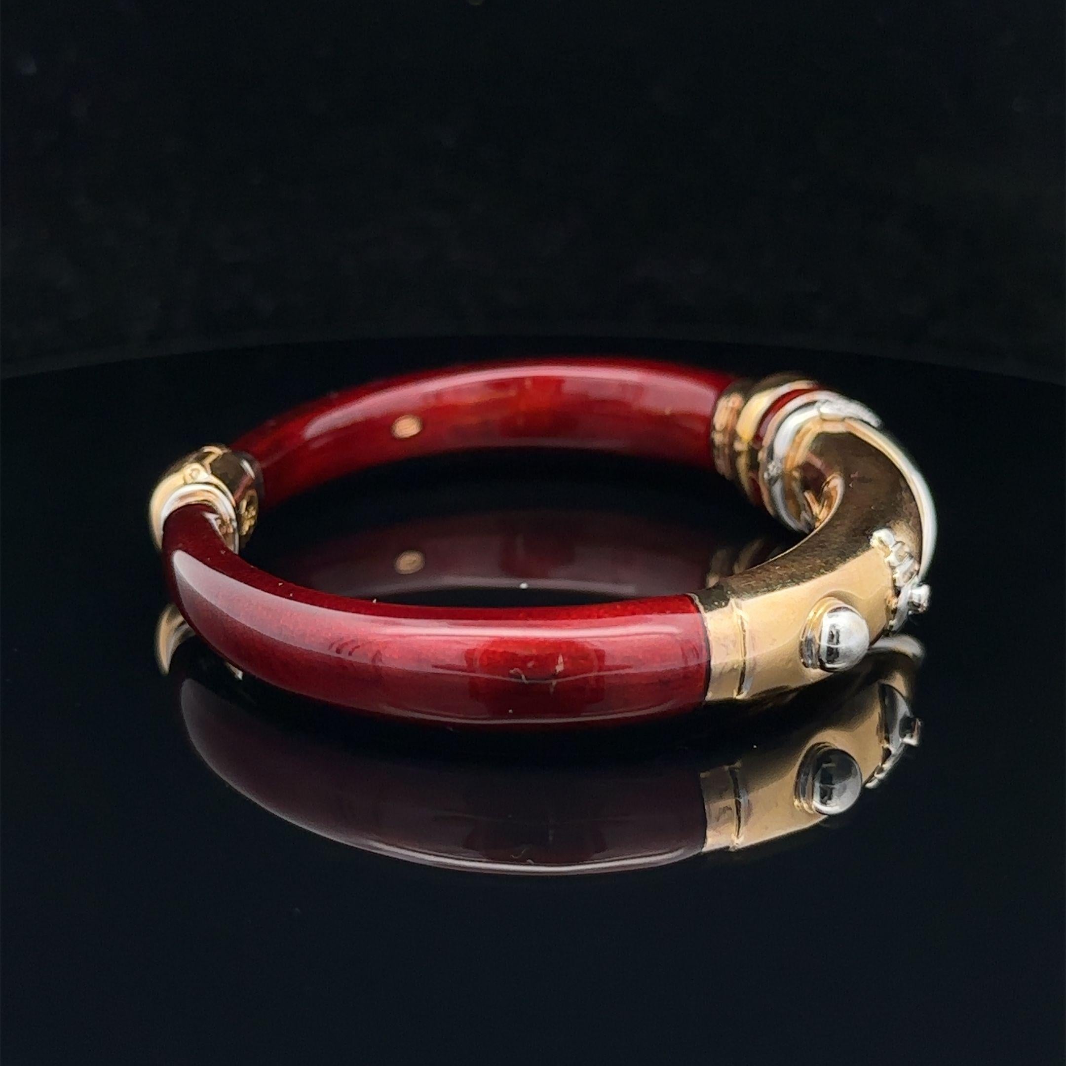 La Nouvelle Bague 18k Yellow Gold & Silver Red Enamel Diamond Bangle Bracelet For Sale 8