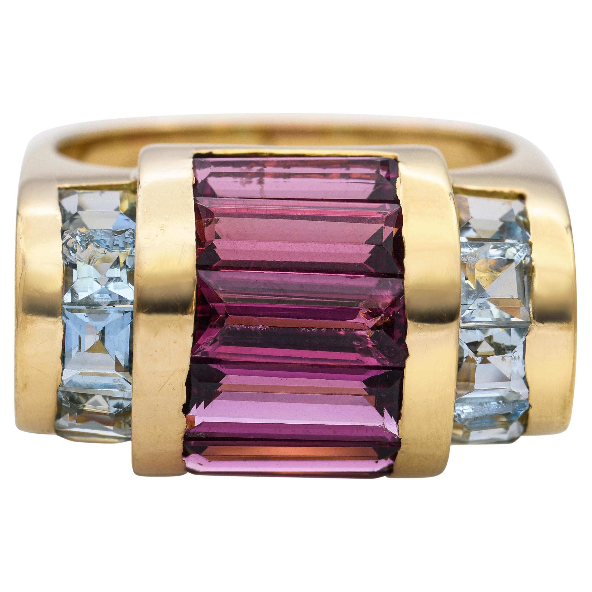 La Nouvelle Bague Bague en or jaune 18k avec tourmaline et aqua Chanel en vente