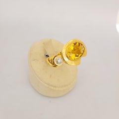 La Nouvelle Bague 18 Karat Gold Ring with Oval Citrine and Diamond Ring