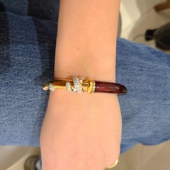 La Nouvelle Bague 18KT Armband aus Roségold, burgunderroter Emaille und59 Karat Diamanten