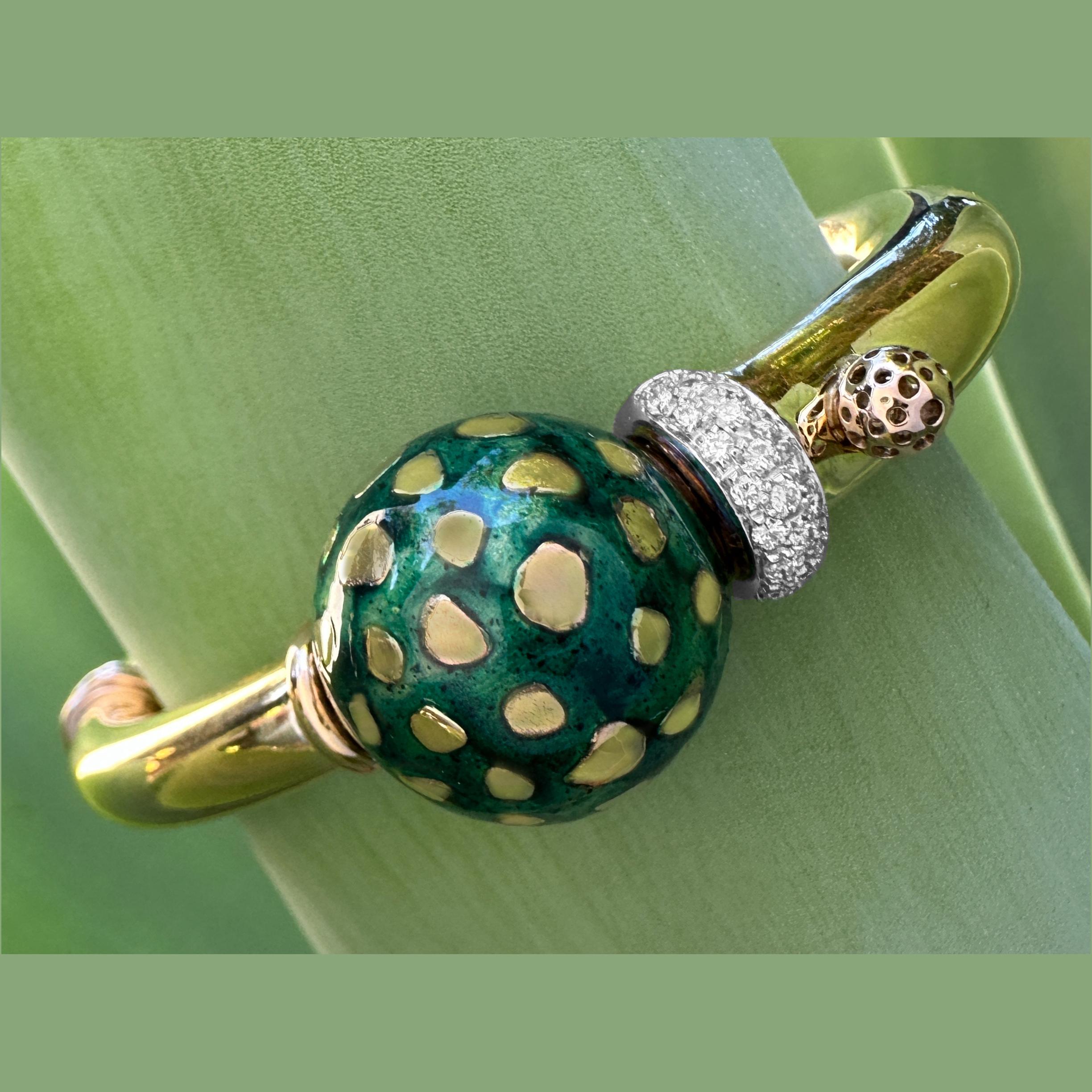 Contemporary La Nouvelle Bague Bangle with Diamonds and Enamel Ball in 18K Gold & Sterling For Sale