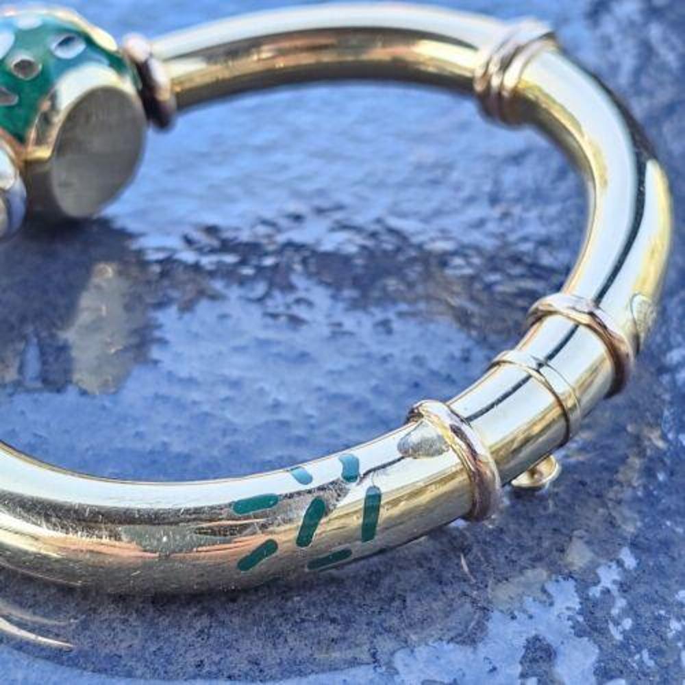 La Nouvelle Bague Bracelet OnLY 18k Gold Diamond Green Enamel Sterling In Good Condition For Sale In Northbrook, IL