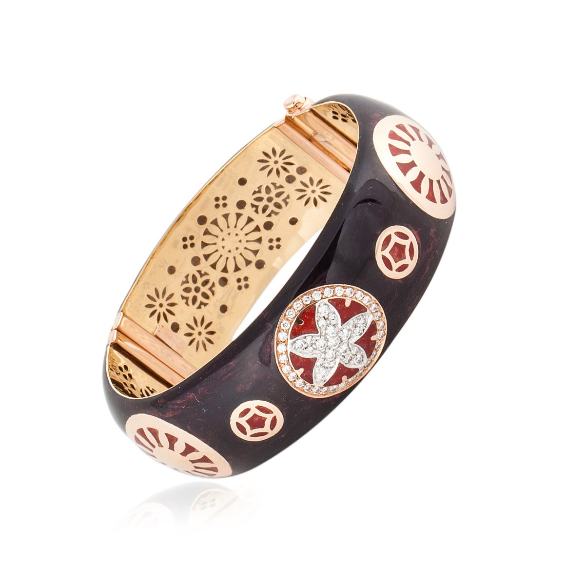 La Nouvelle Bague Enamel Diamond Gold Bangle Bracelet In Good Condition In Houston, TX