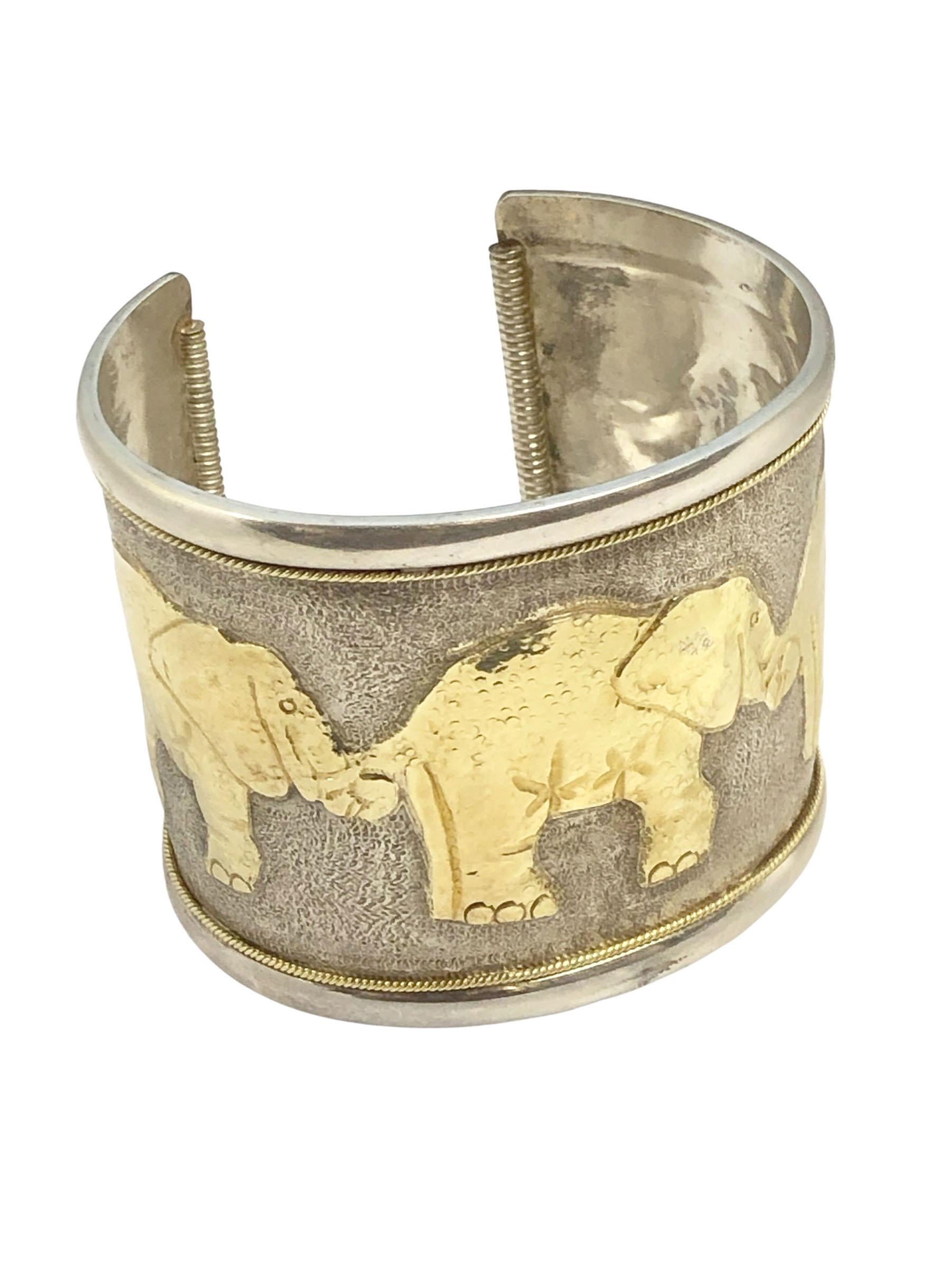 Bracciale Elefante Grande La Nouvelle Bague in oro e argento In condizioni ottime in vendita a Chicago, IL