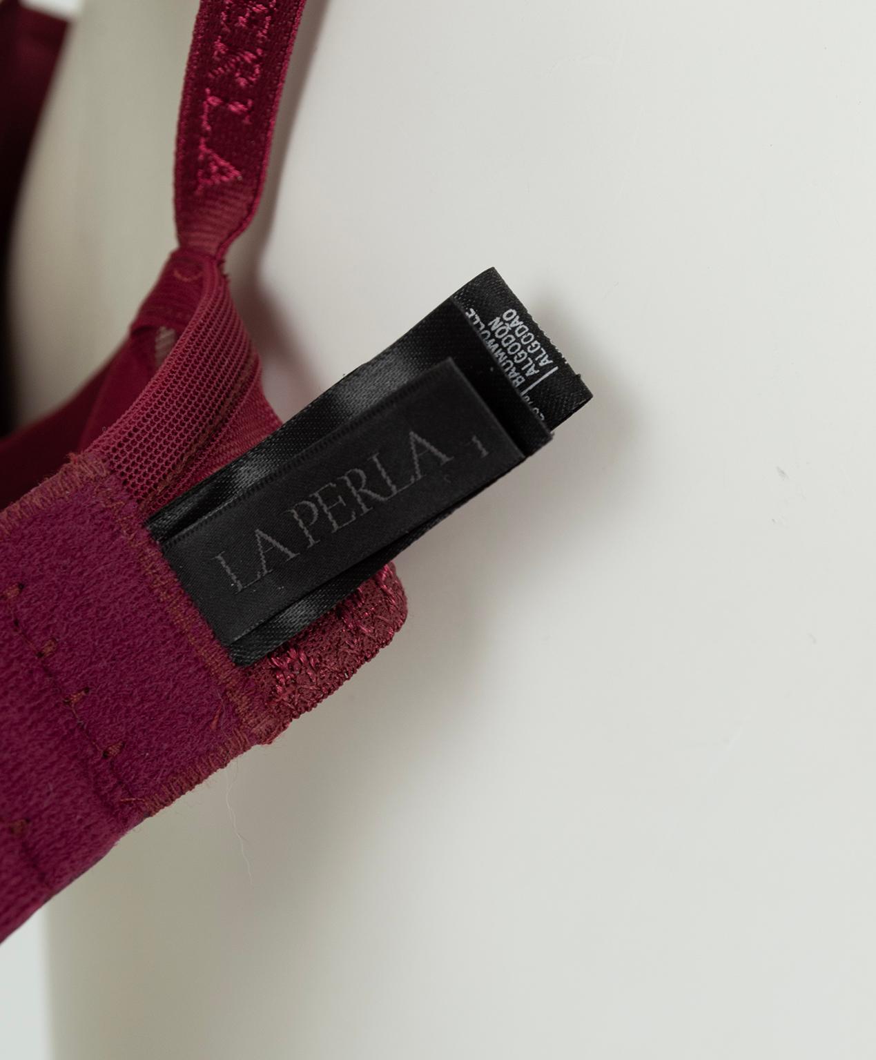 20e anniversaire de La Perla Ensemble soutien-gorge et string en macramé framboise - 32 C / Sm, 2004 en vente 6