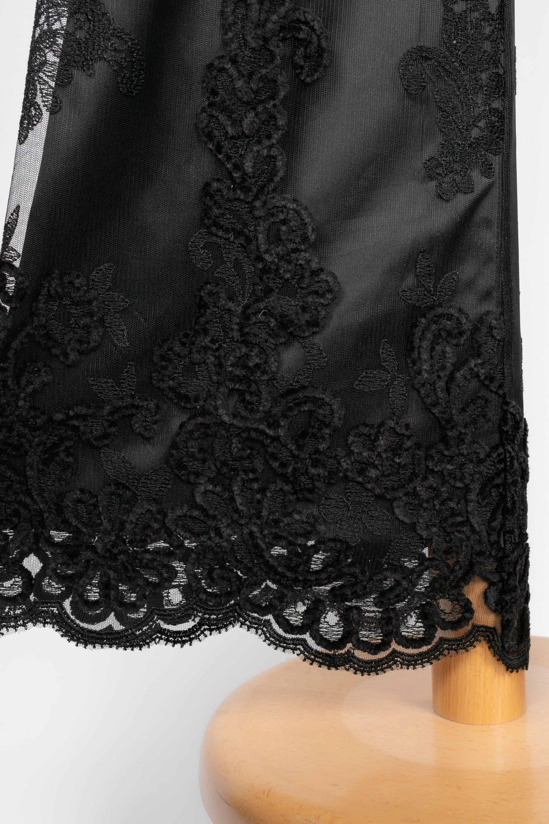 La Perla Black Satin Pants Enlivened with a Tulle Embroidered with Patterns For Sale 1