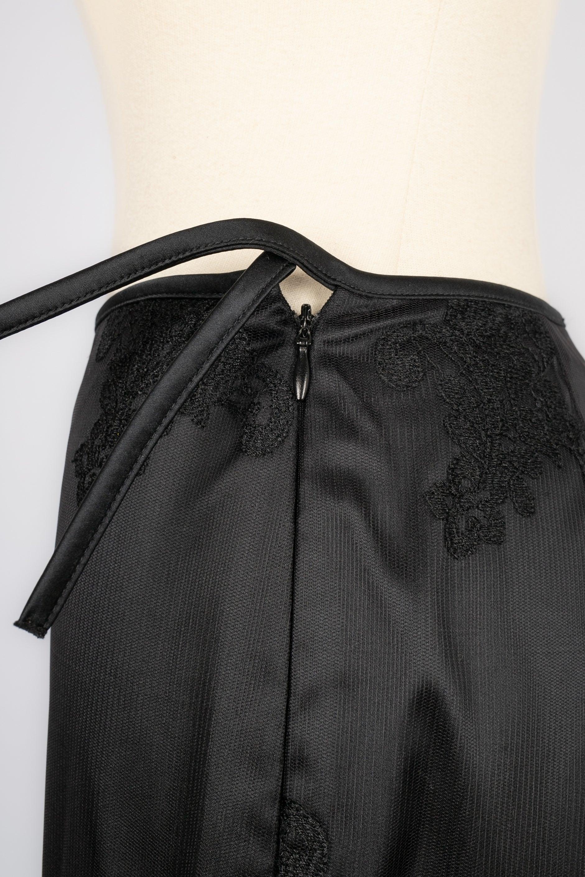 La Perla Black Satin Pants Enlivened with a Tulle Embroidered with Patterns For Sale 2
