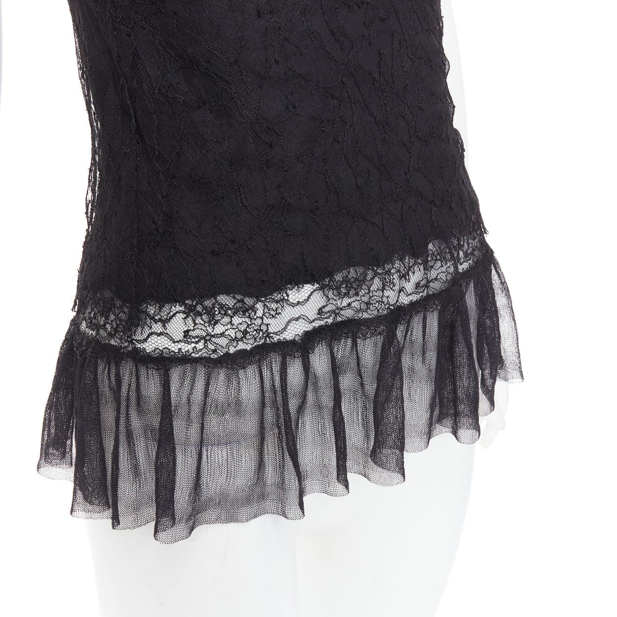 LA PERLA black silk cotton blend lace velvet negligee camisole top IT40 S
Reference: TGAS/E00371
Brand: La Perla
Material: Silk, Cotton, Blend
Color: Black
Pattern: Solid
Closure: Slip On
Lining: Black Fabric
Extra Details: Wired bra.
Made in:
