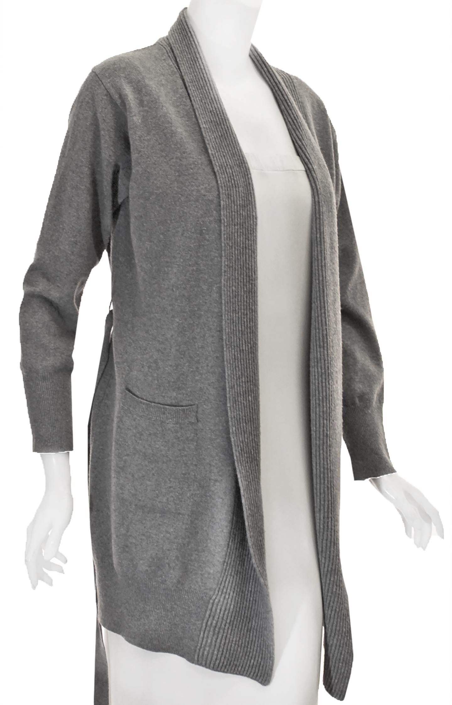 La Perla, the famous italian lingerie house, also designs casual easy to wear clothing.  This sweater jacket is composed of soft lightweight Merino wool, perfect for the transitional season that is rapidly approaching.  This sweater in light grey is
