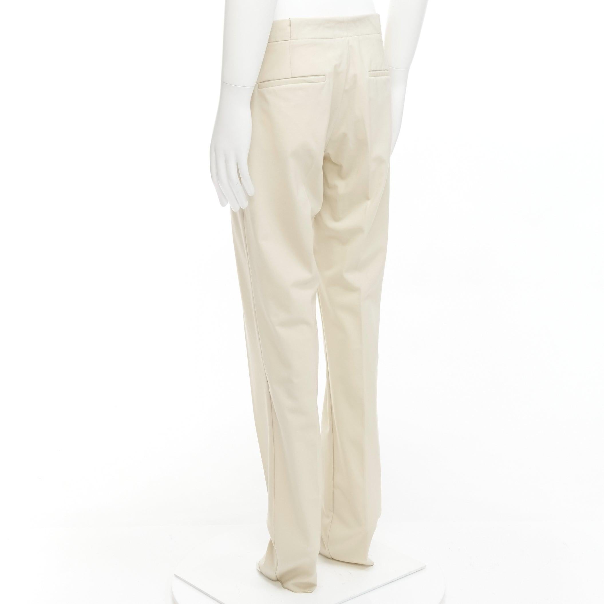 LA PERLA pantalon classique minimal à jambe droite en laine vierge mélangée beige clair M. en vente 2