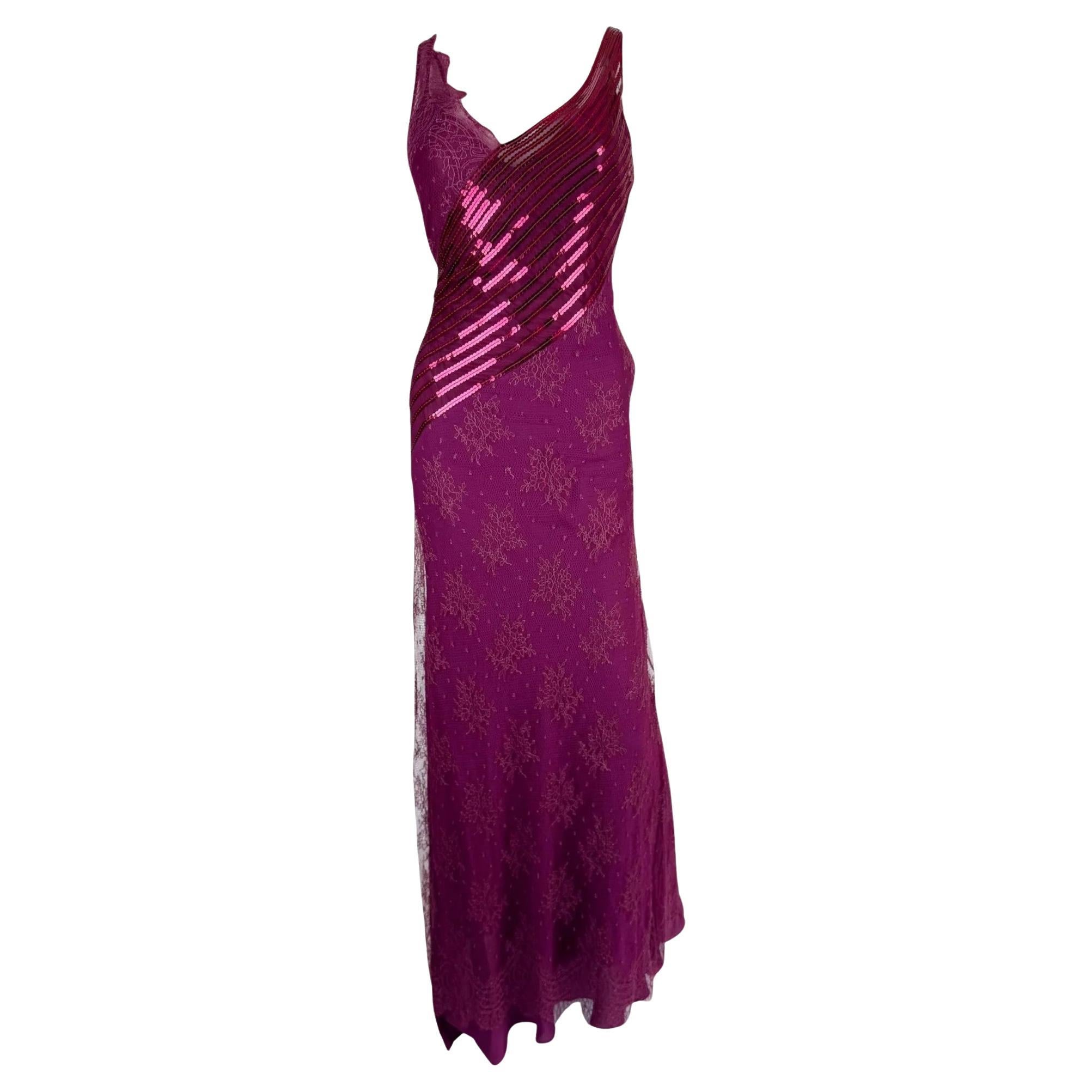 Robe en dentelle et paillettes rose Magenta de La Perla, 1999