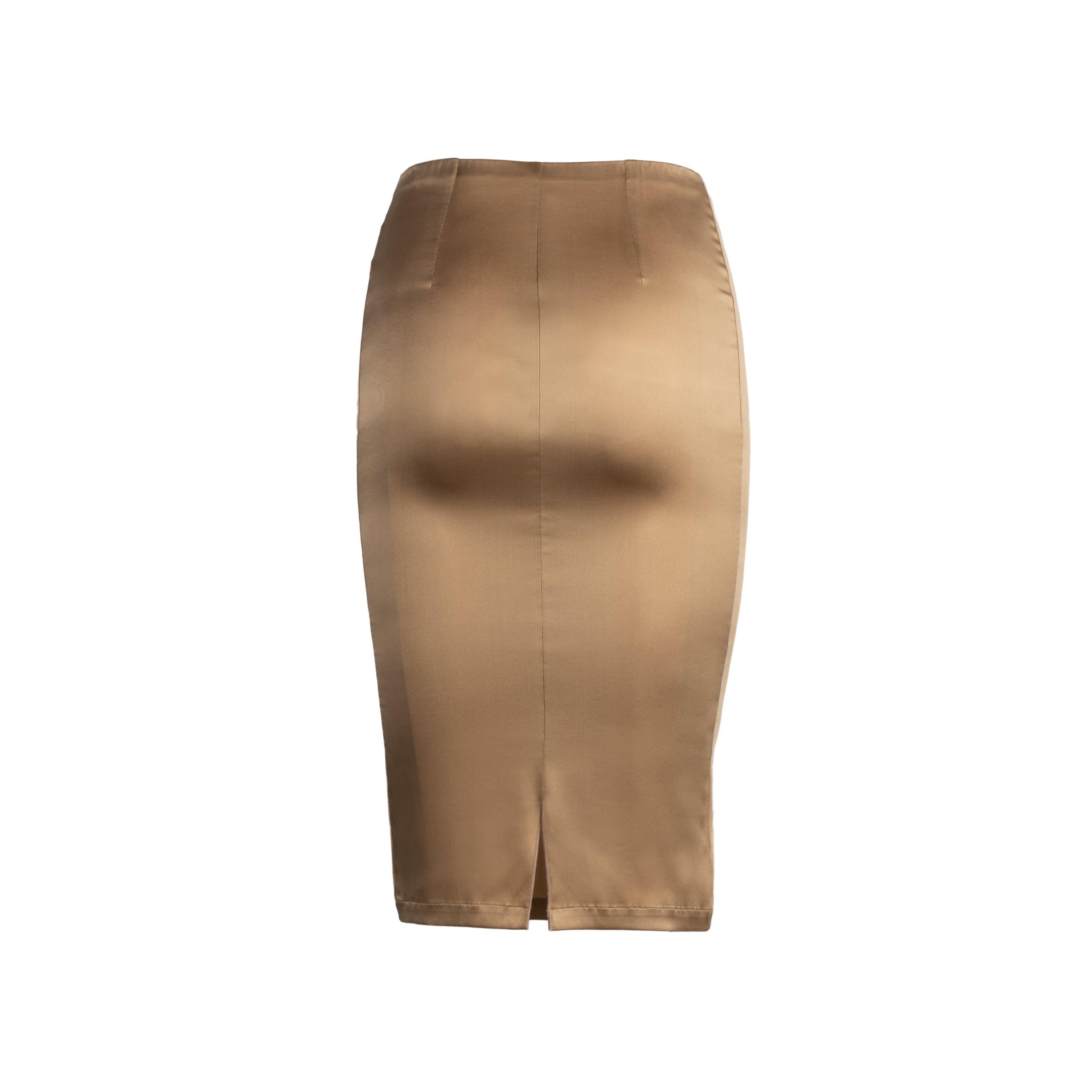 La Perla beige silk longuette skirt. Waist:31;Hip:42;Total Length:64
