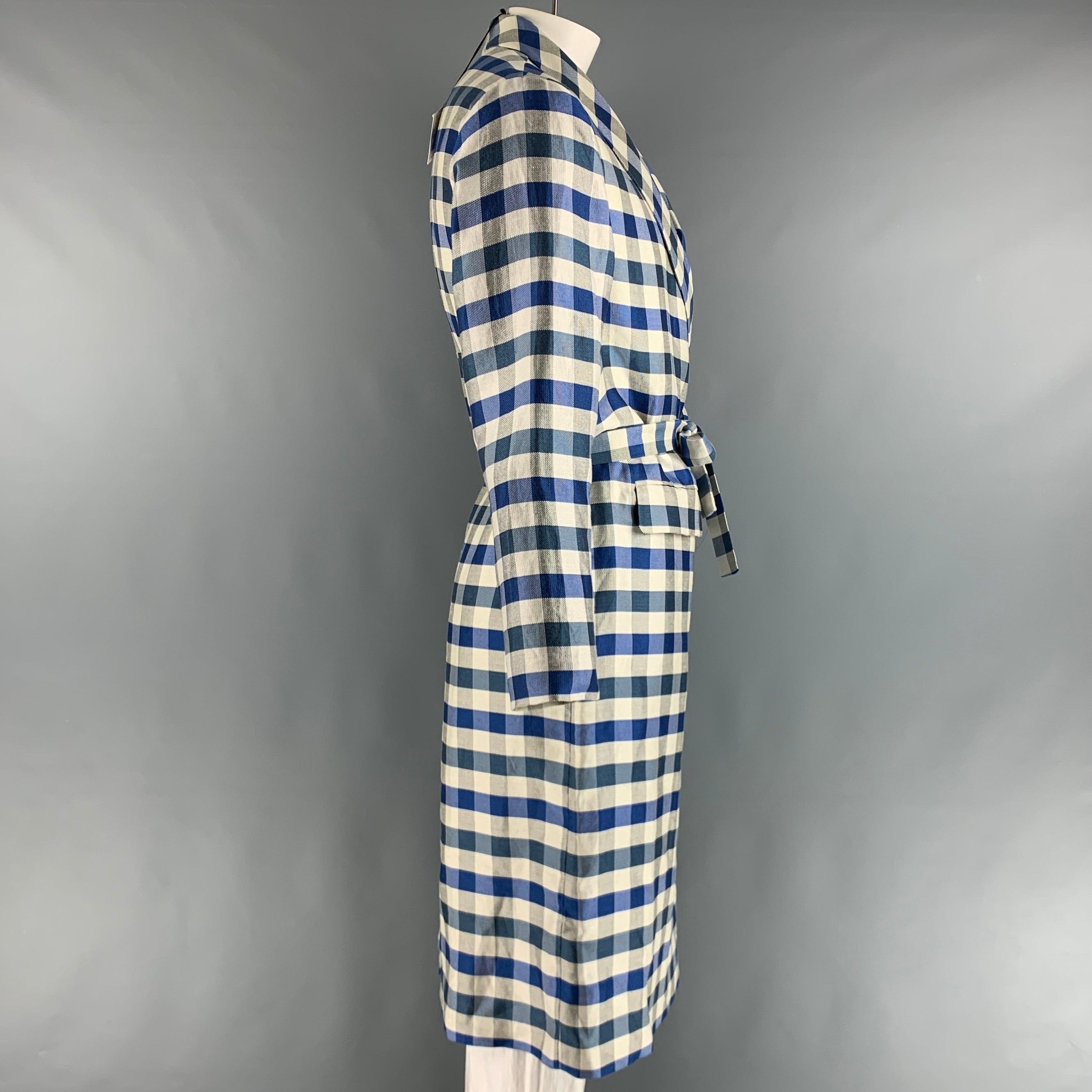 LA PERLA Size L Blue Off White Checkered Silk Linen Belted Robe In Excellent Condition For Sale In San Francisco, CA