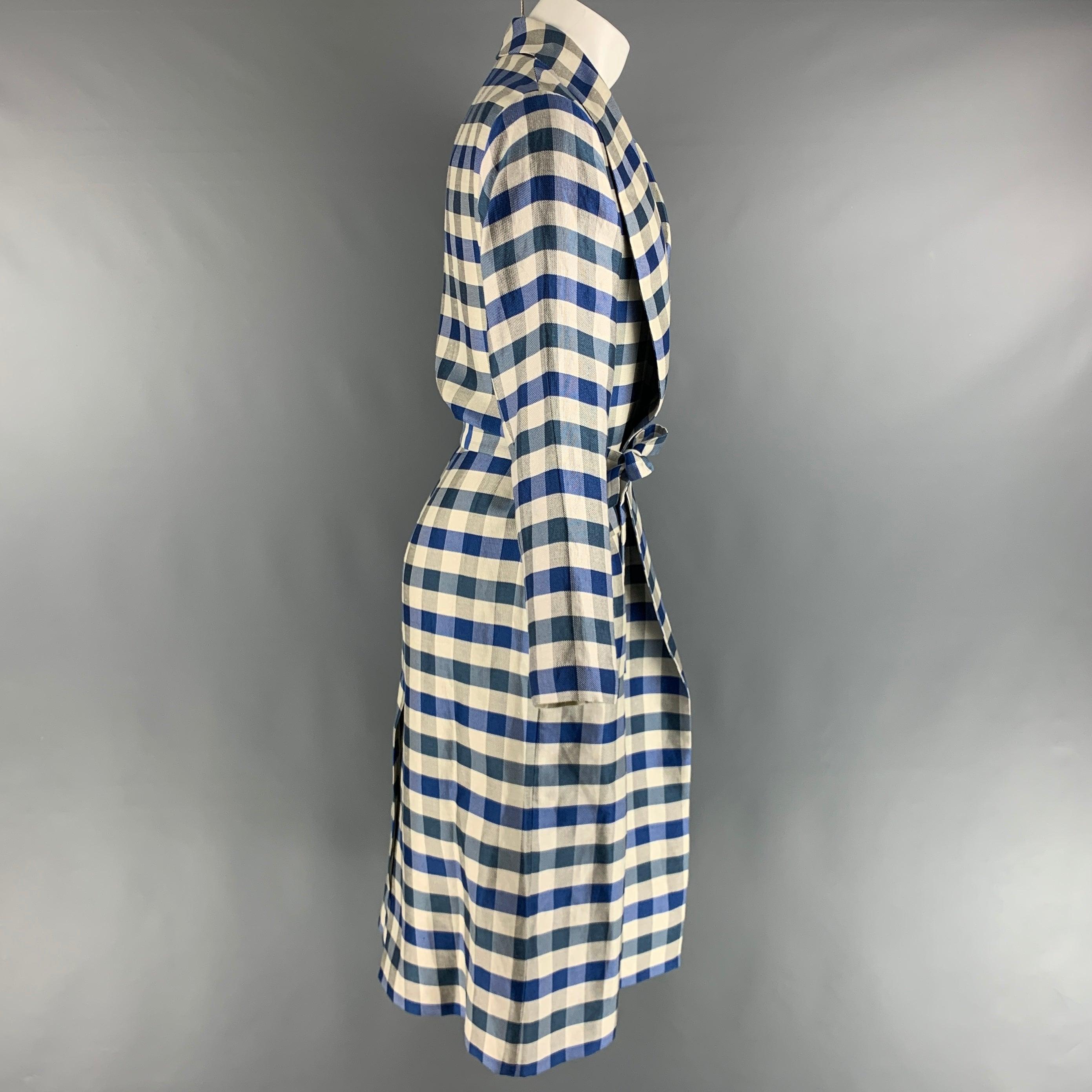 LA PERLA Size M Blue Off White Checkered Silk Linen Belted Robe In Excellent Condition For Sale In San Francisco, CA
