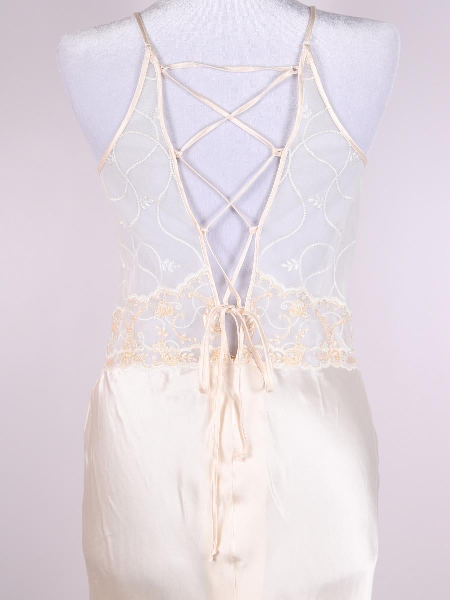 Abito camicia da notte in seta vintage di La Perla In condizioni ottime in vendita a Алматинский Почтамт, KZ