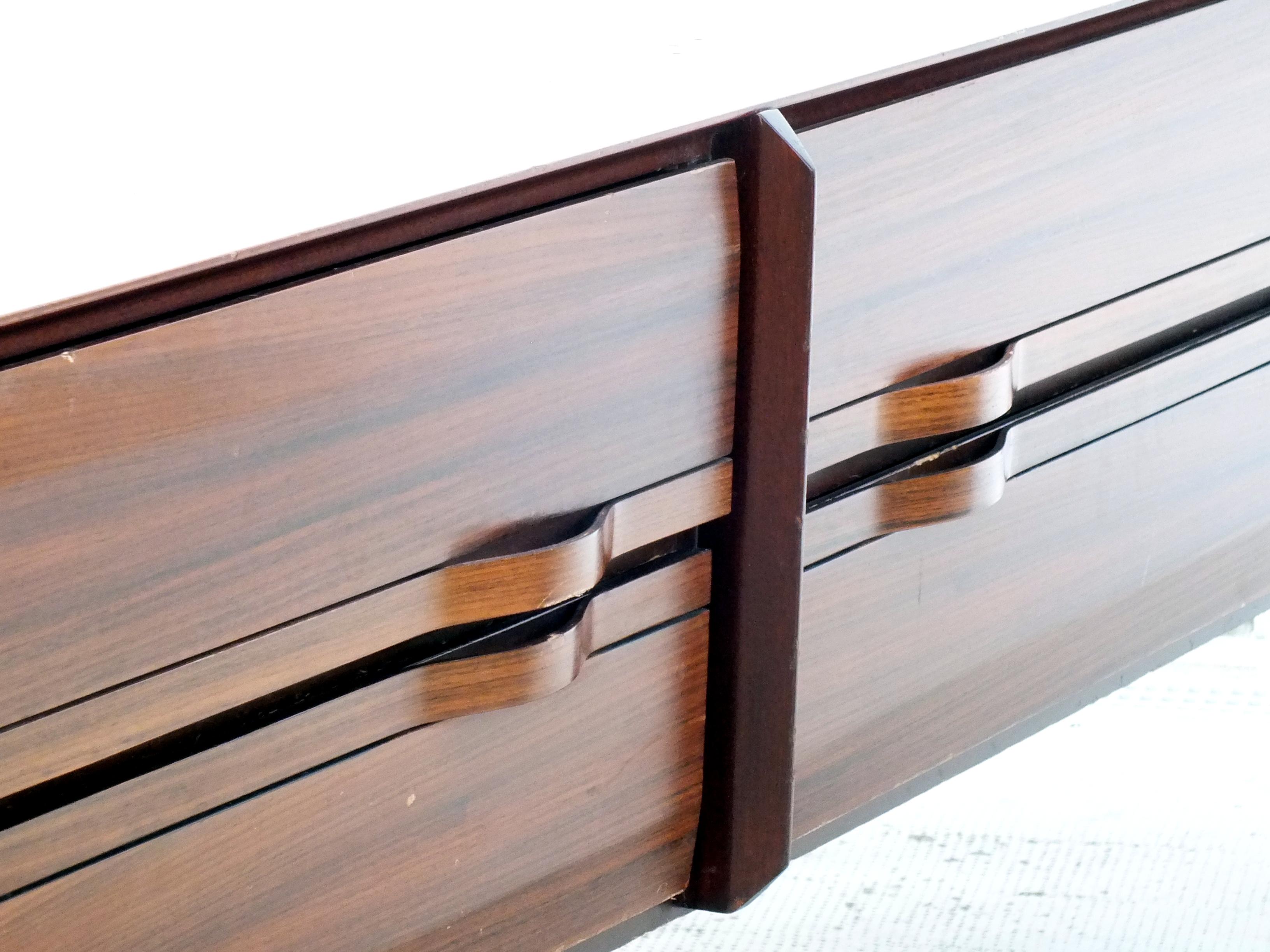 La Permanente meuble Cantu' Italy minimalist sideboard probable Frattini design  For Sale 8
