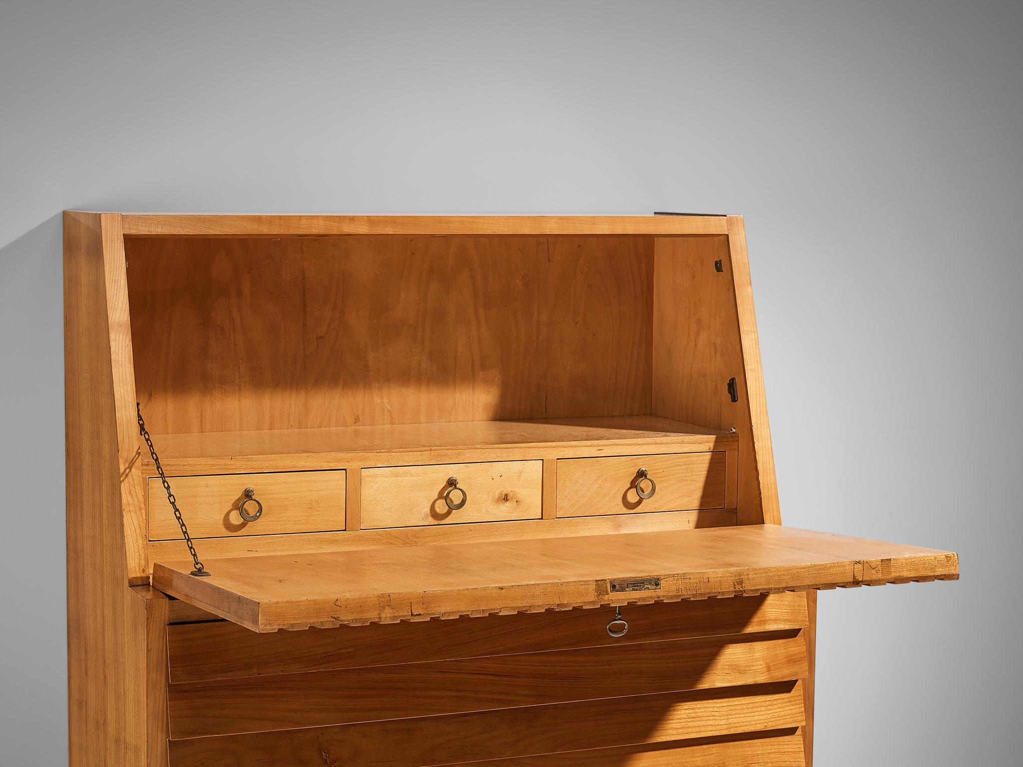 La Permanente Mobili Cantù Cabinet with Secretaire in Maple In Good Condition In Waalwijk, NL