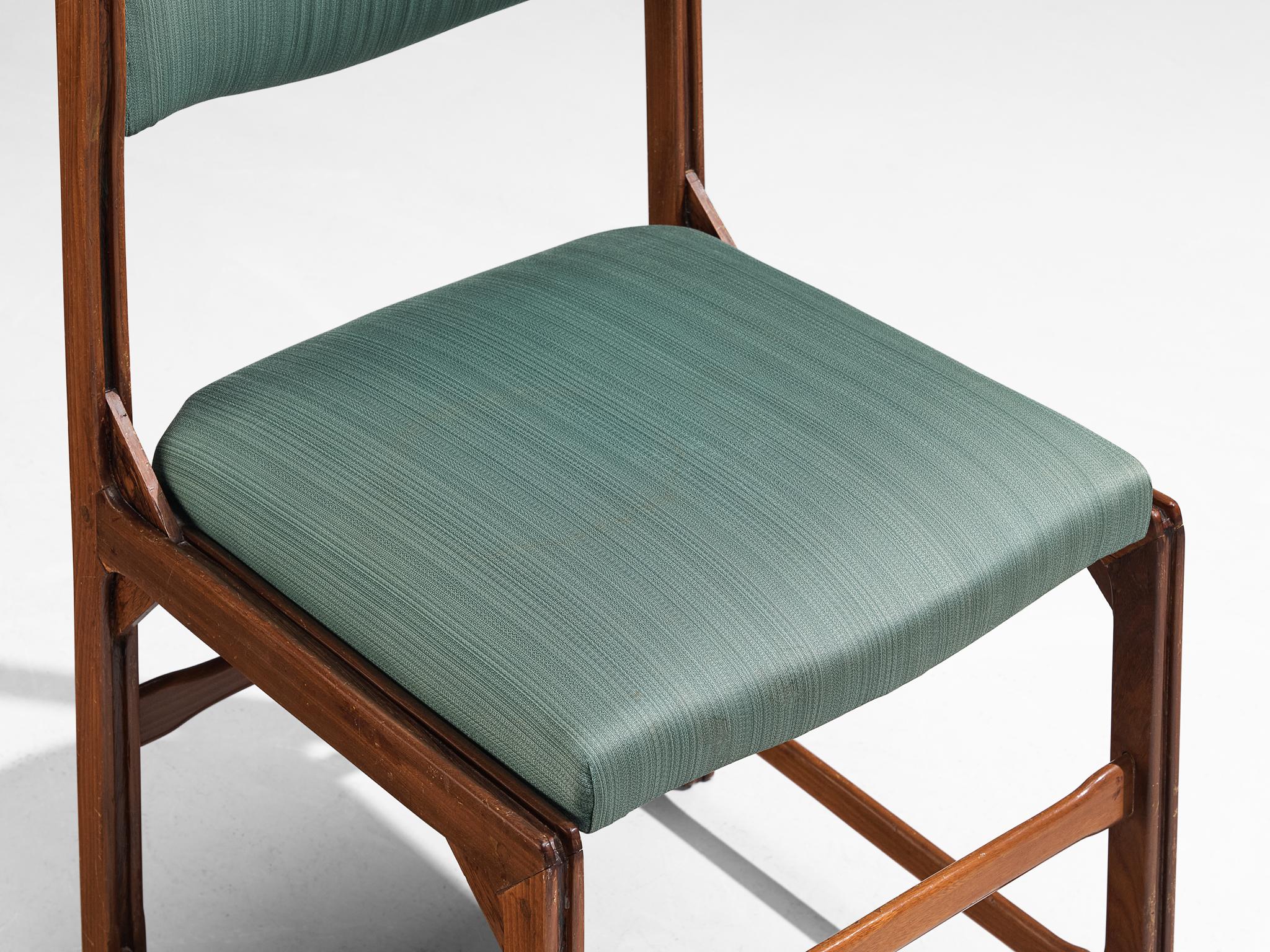 La Permanente Mobili Cantù Chair en cerisier et tapisserie d'ameublement vert tendre  en vente 1
