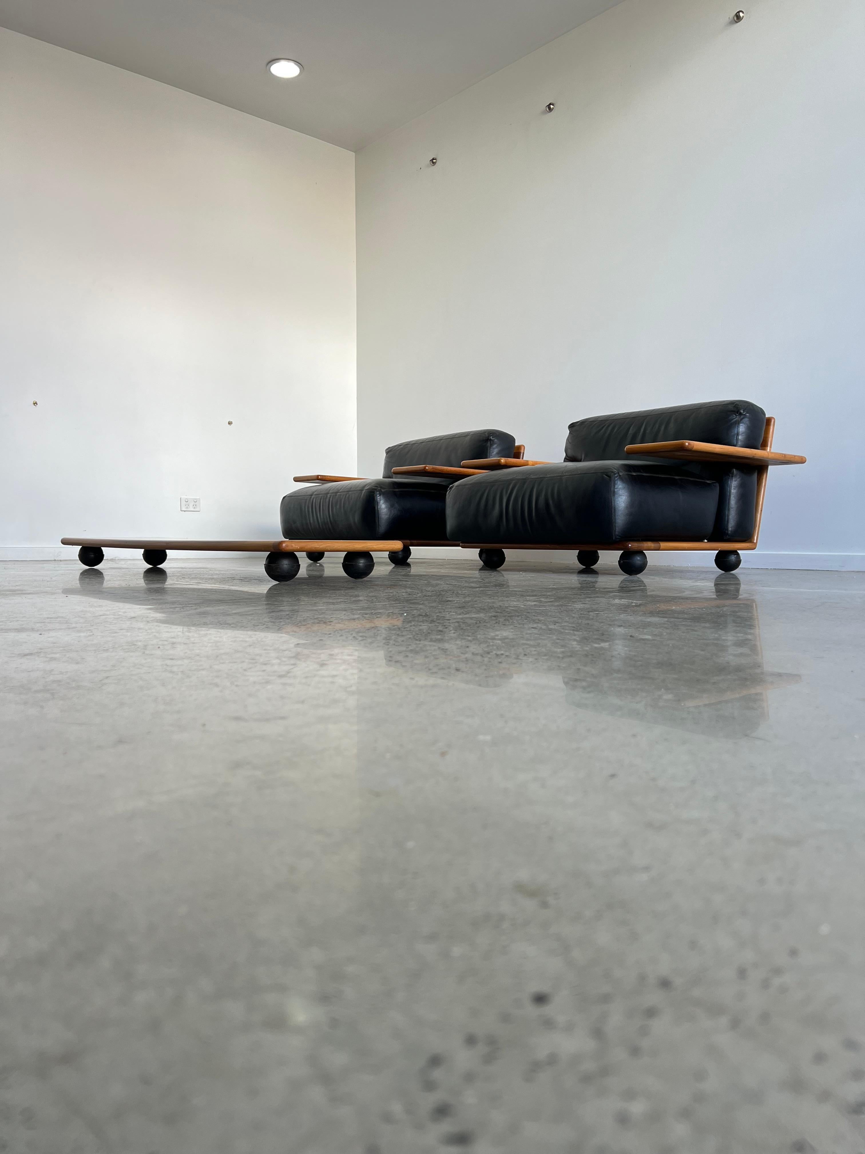 La Pianura Lounge Chairs and Coffee Table by Mario Bellini for Cassina 5