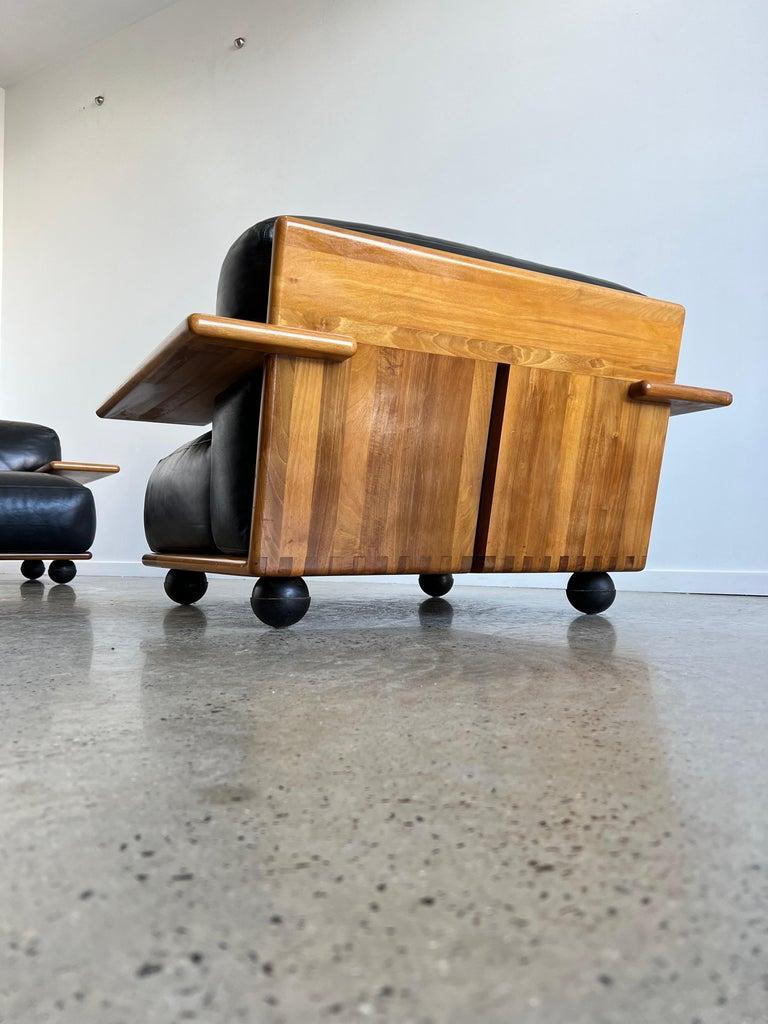 Cuir Chaises longues et table basse La Pianura par Mario Bellini pour Cassina en vente