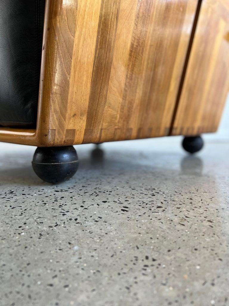 Chaises longues et table basse La Pianura par Mario Bellini pour Cassina en vente 2