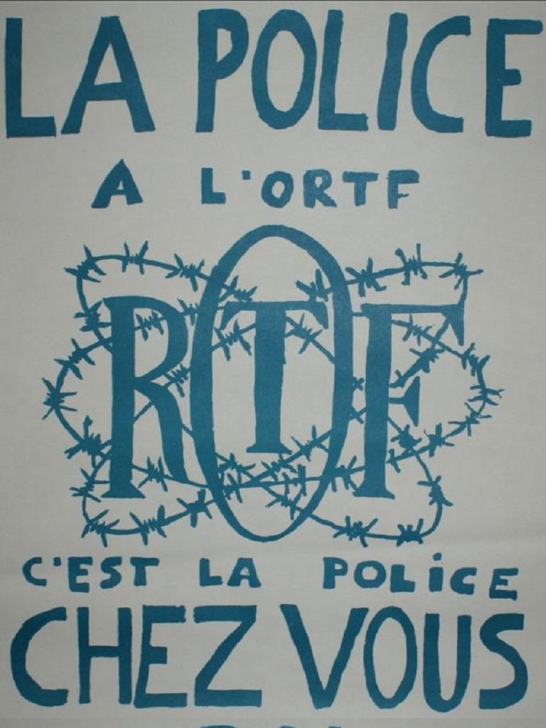 La Police À L’ortf C’est La Police Chez Vous 1968 Original Vintage Poster In Good Condition For Sale In Melbourne, Victoria