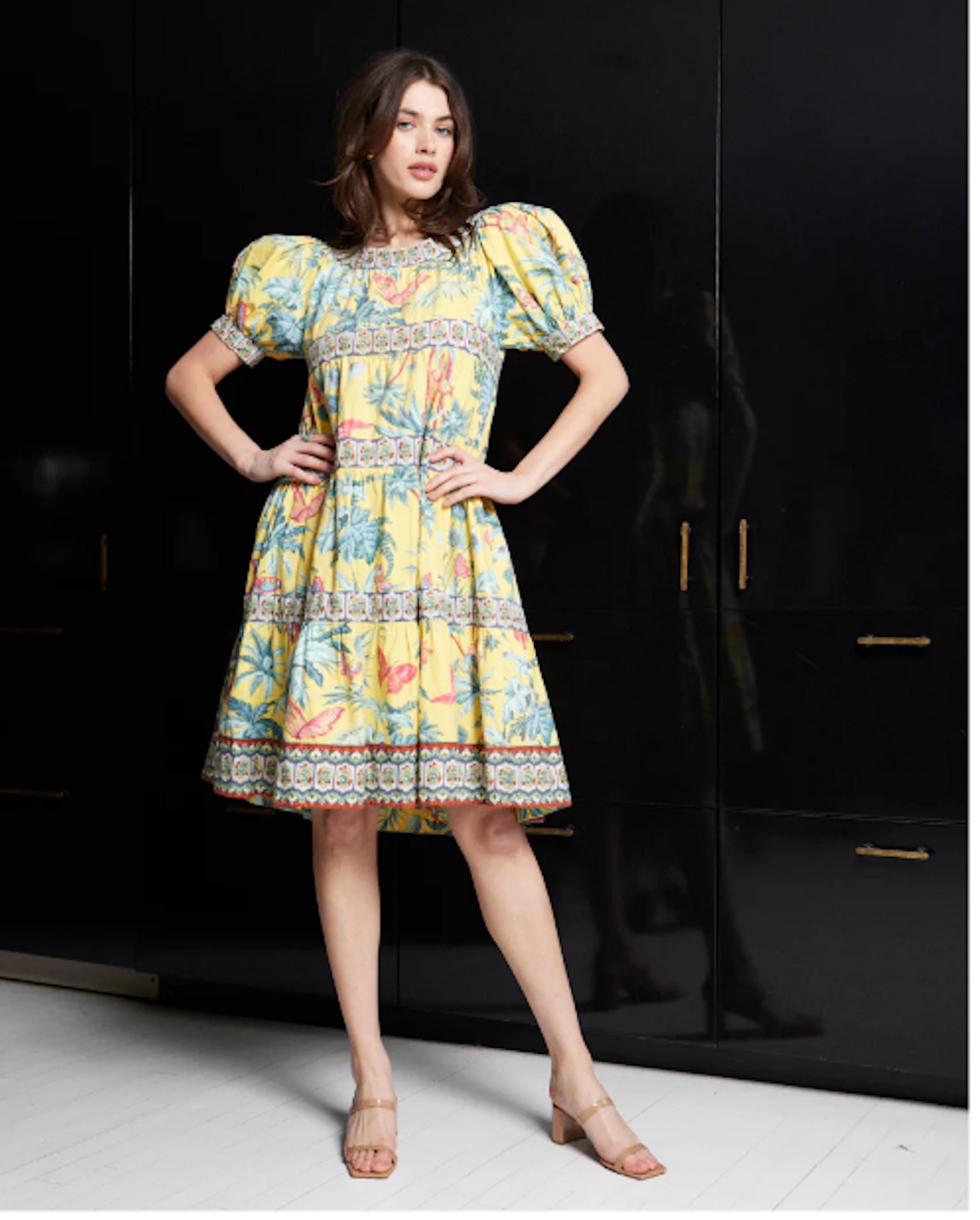 VINTAGE GRACE NY

1970s La Provence de Pierre Deux dress with puff sleeves and flowy silhouette. Beautiful bright colored design with adorable summery pattern. Excellent Vintage Condition. 

Shoulders 49 in
Bust 34 in
Waist 44 in
Hips open
Sleeve 13