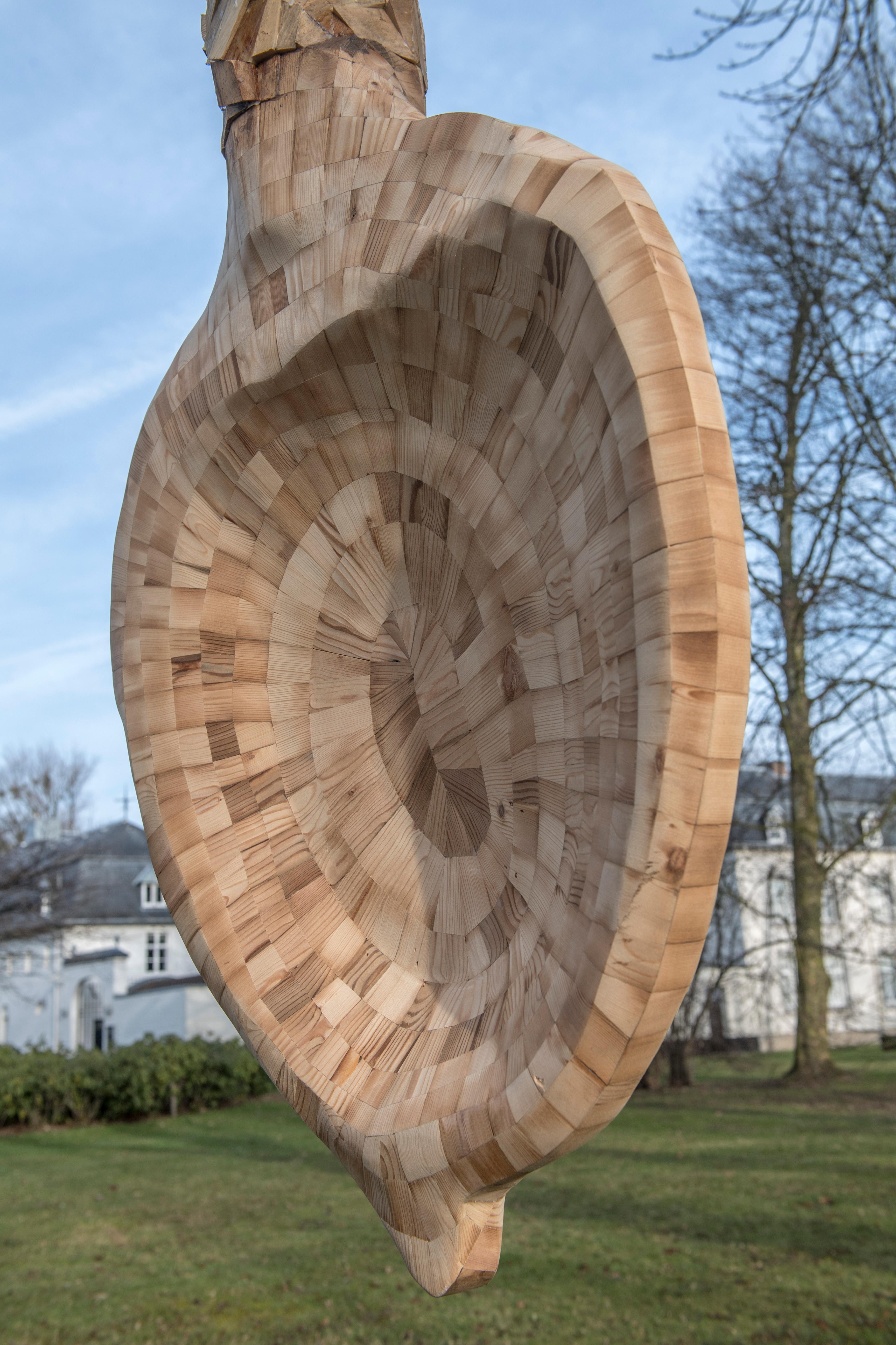 Alluding to a leaf, a raindrop, a seed, a willow or a mother with a child, the piece titled La Renaissance by Max Jungblut represents both a culmination of the working process and philosophy of the artist, as well as a radical departure and a new